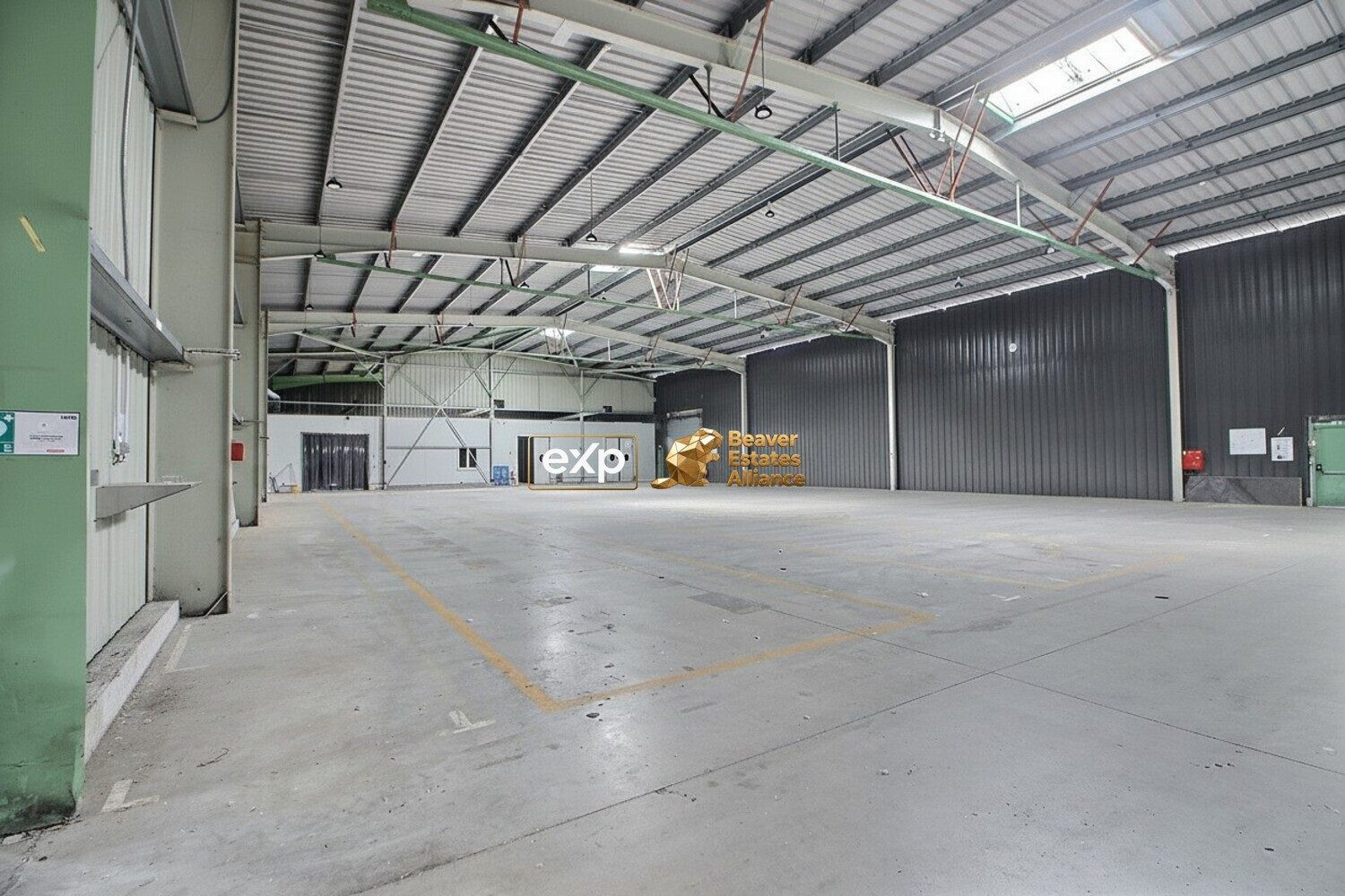 Commercial Real Estate for sale in Bollène