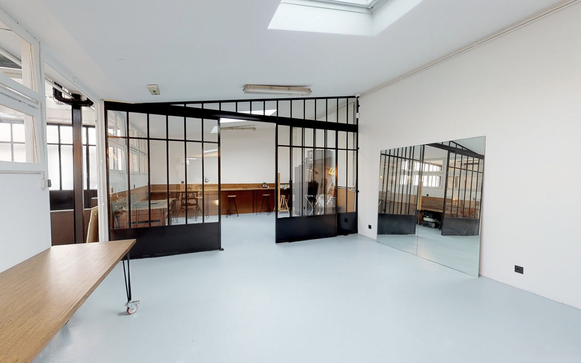 Commercial space for sale in Saint-Denis