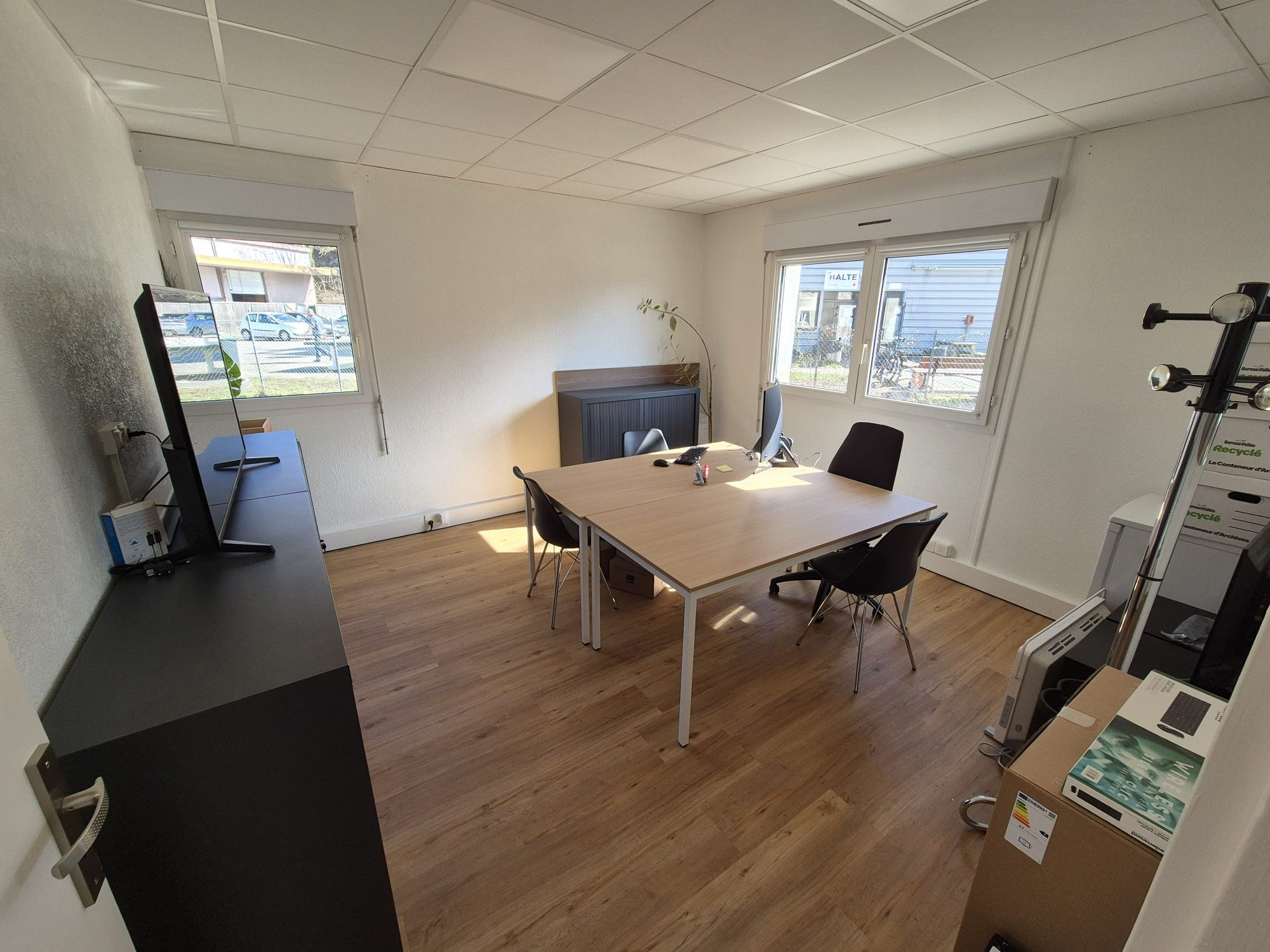 Immobilier pro à vendre à Annecy