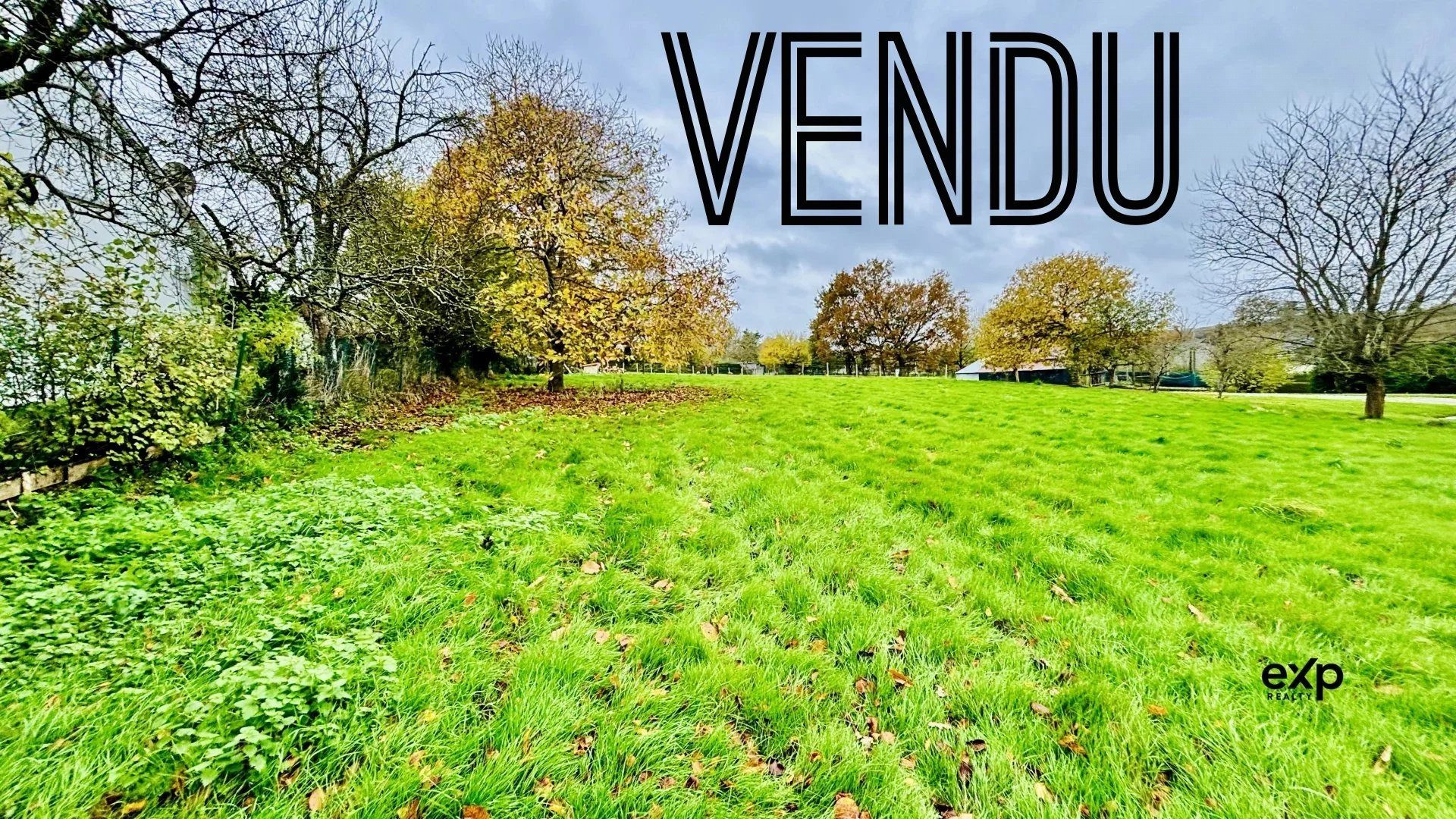 Terrain à vendre à Saint-Fraimbault-de-Prières