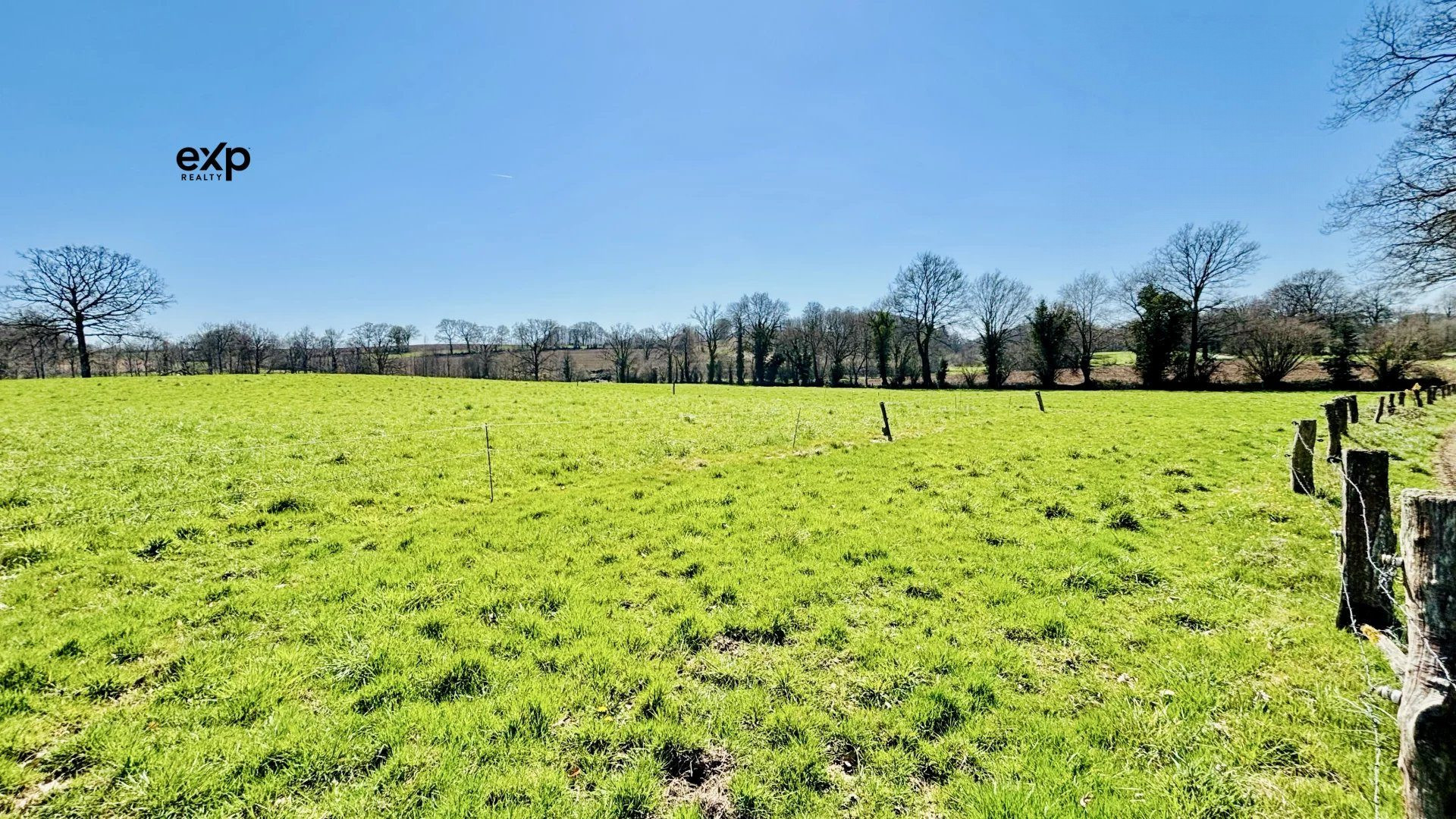 Agricultural Land of 104130 m² in MONTAUDIN (53220) 3