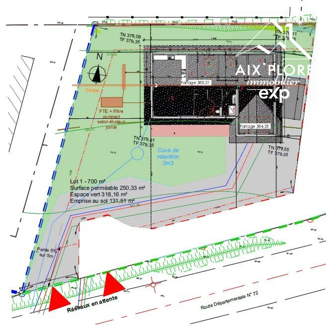 Terrain constructible de 700m²