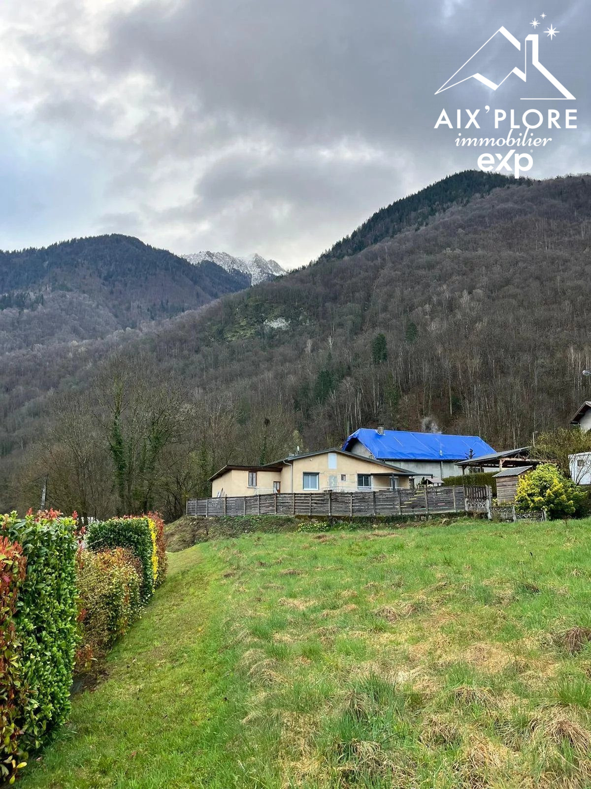 Terrain constructible de 700m²