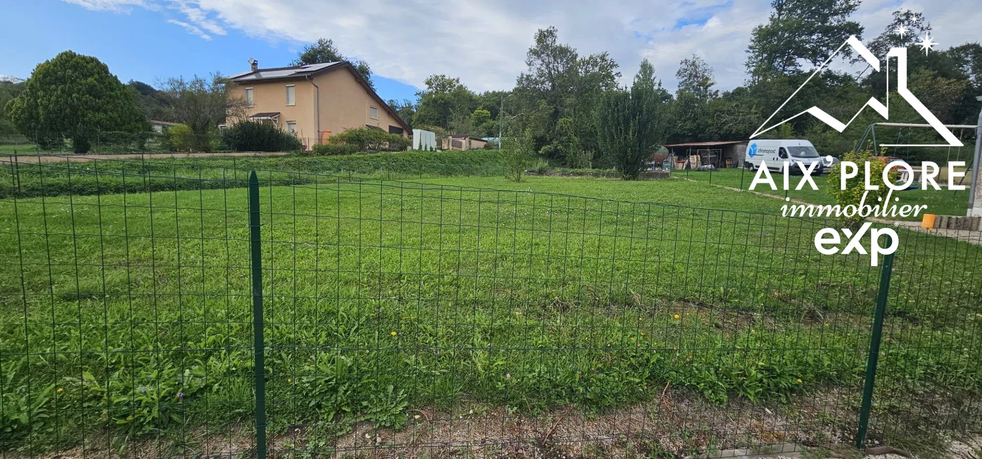 TERRAIN PLAT A BATIR 607 M2