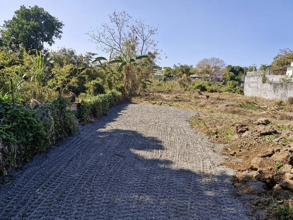 🌴 À VENDRE – Terrain constructible – SAINT-PIERRE / RAVINE DES CABRIS