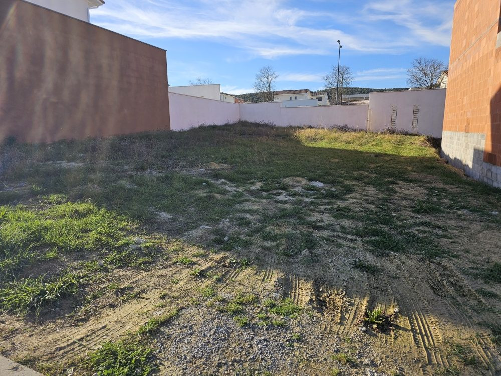 TERRAIN CONSTRUCTIBLE DE 347 m²