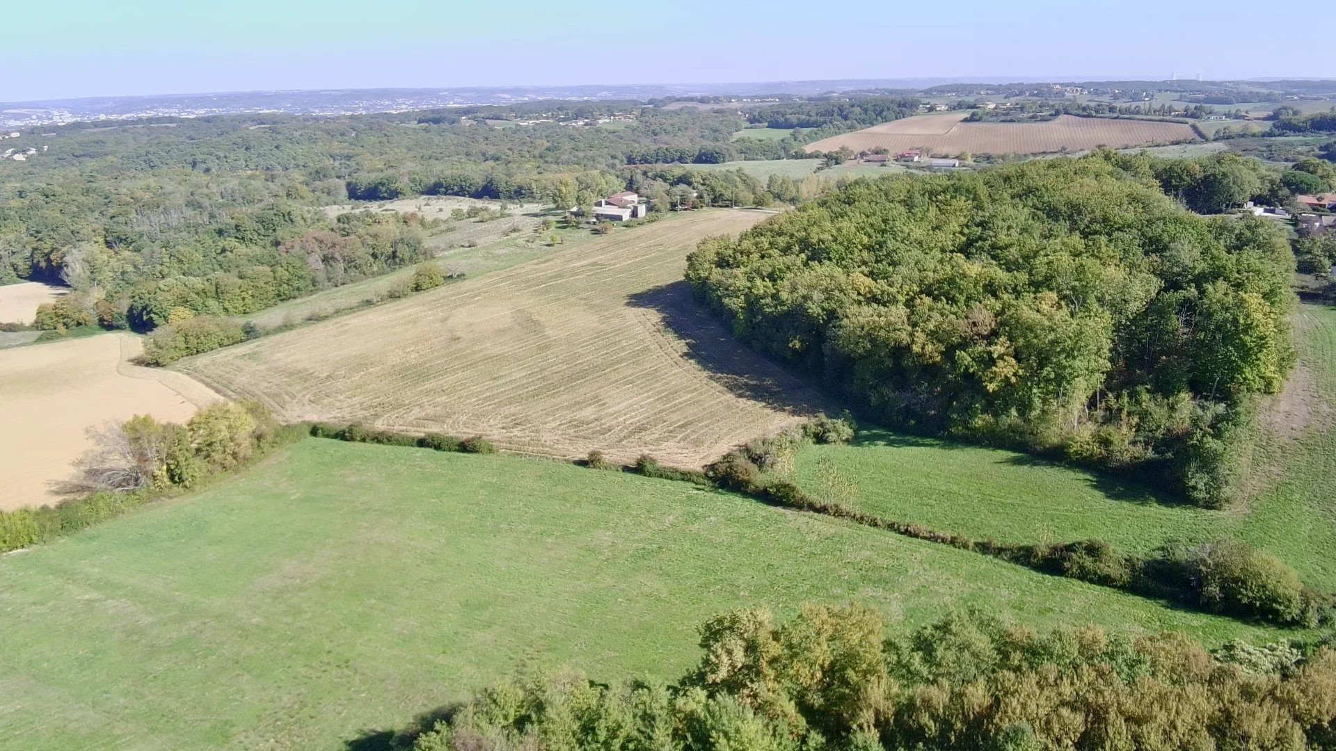 Building Plots of 1011 m² in Aubiac, France 5