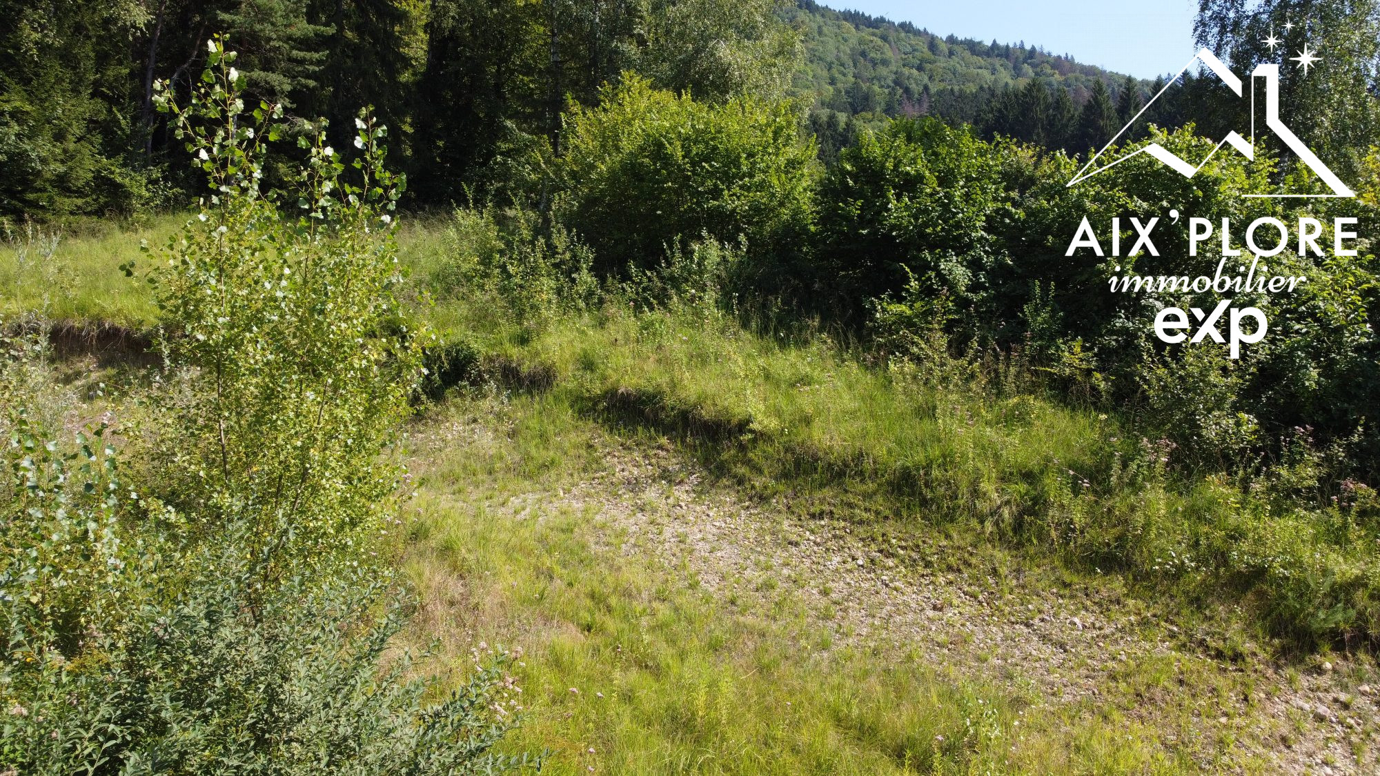 Land plot of 1541 m² with 800 m² buildable area 5