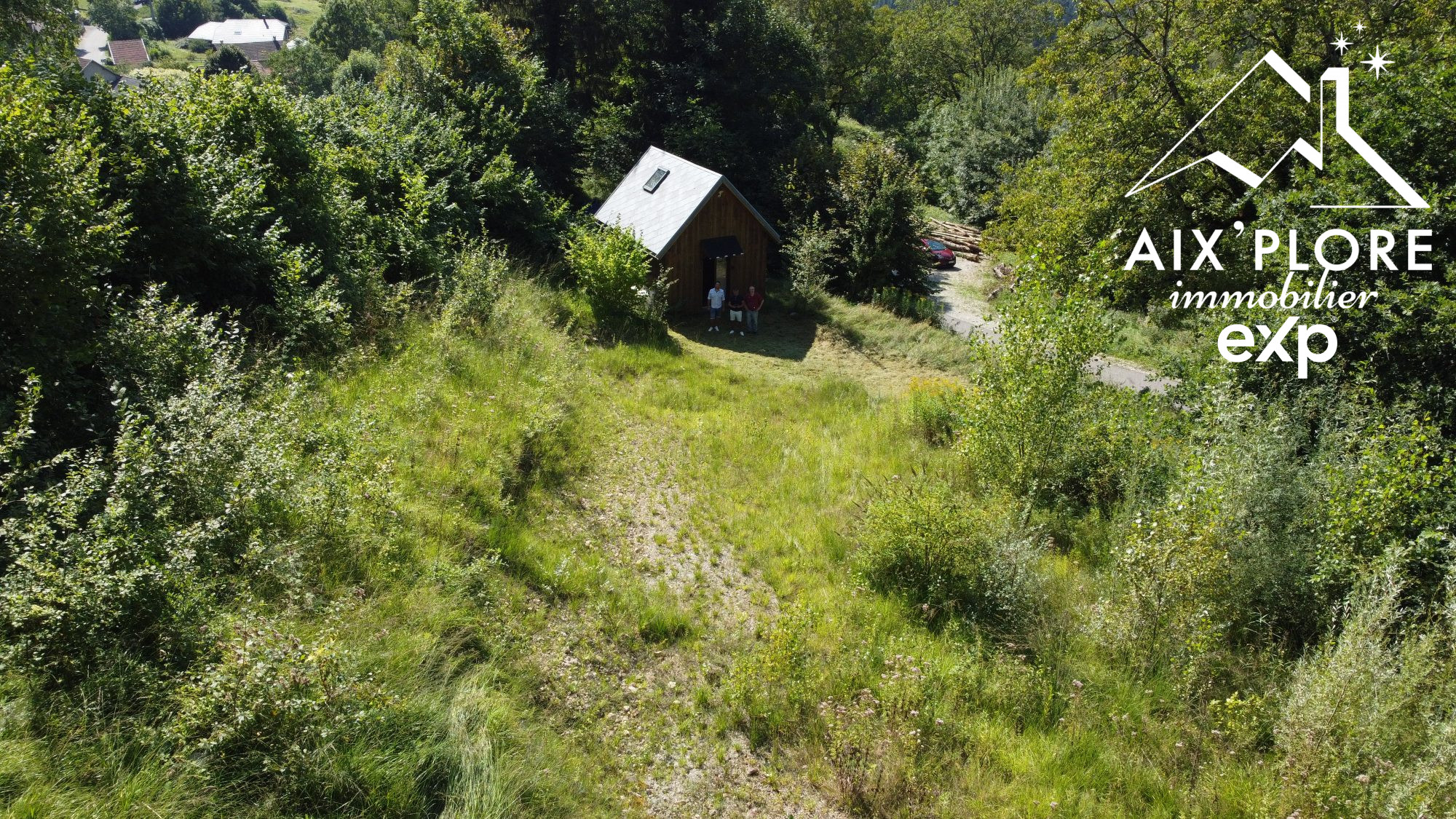 Land plot of 1541 m² with 800 m² buildable area 3