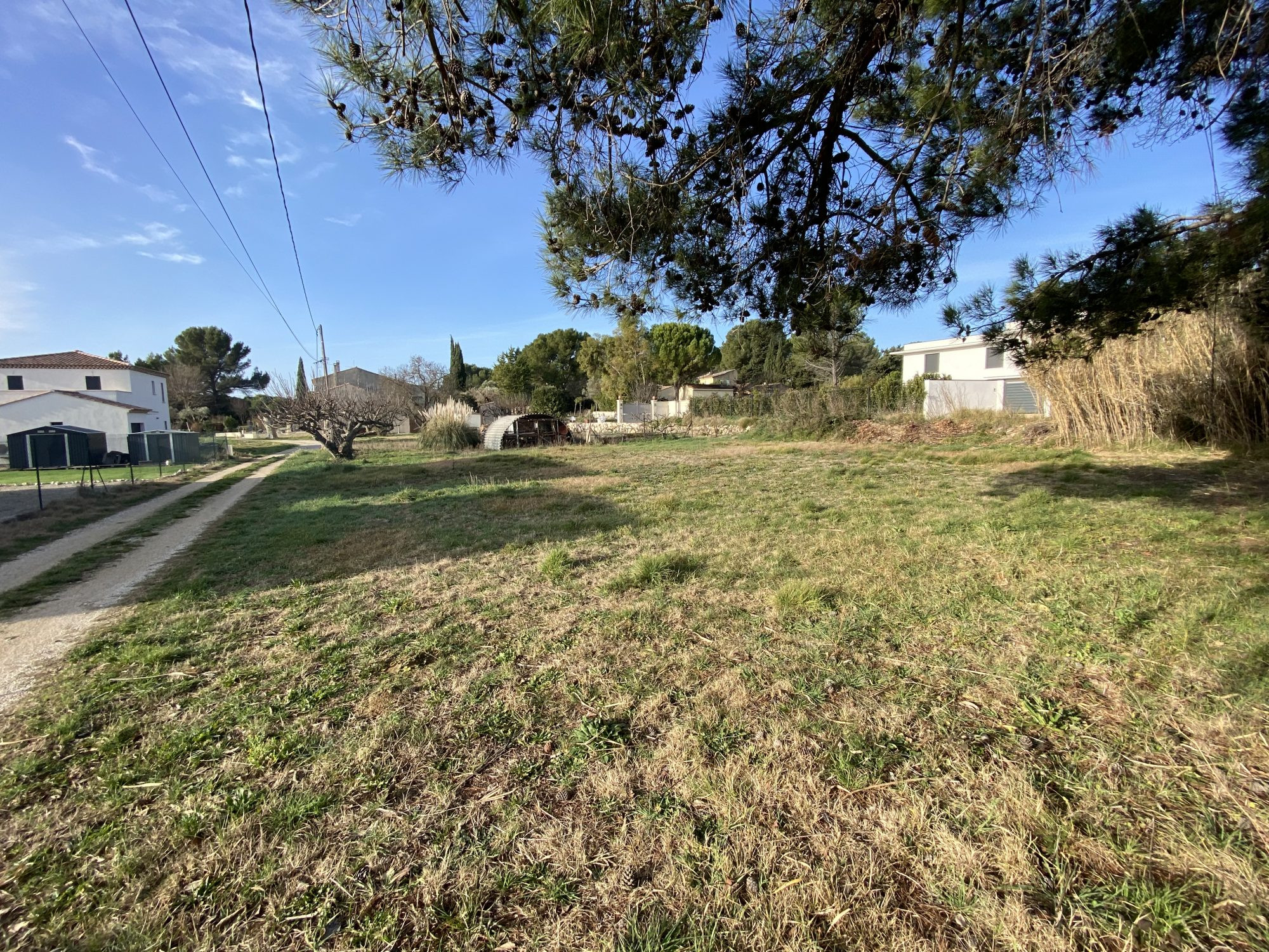 EXCLUSIVE – Buildable Land of 942 m² in Ventabren (Aix Countryside) 2