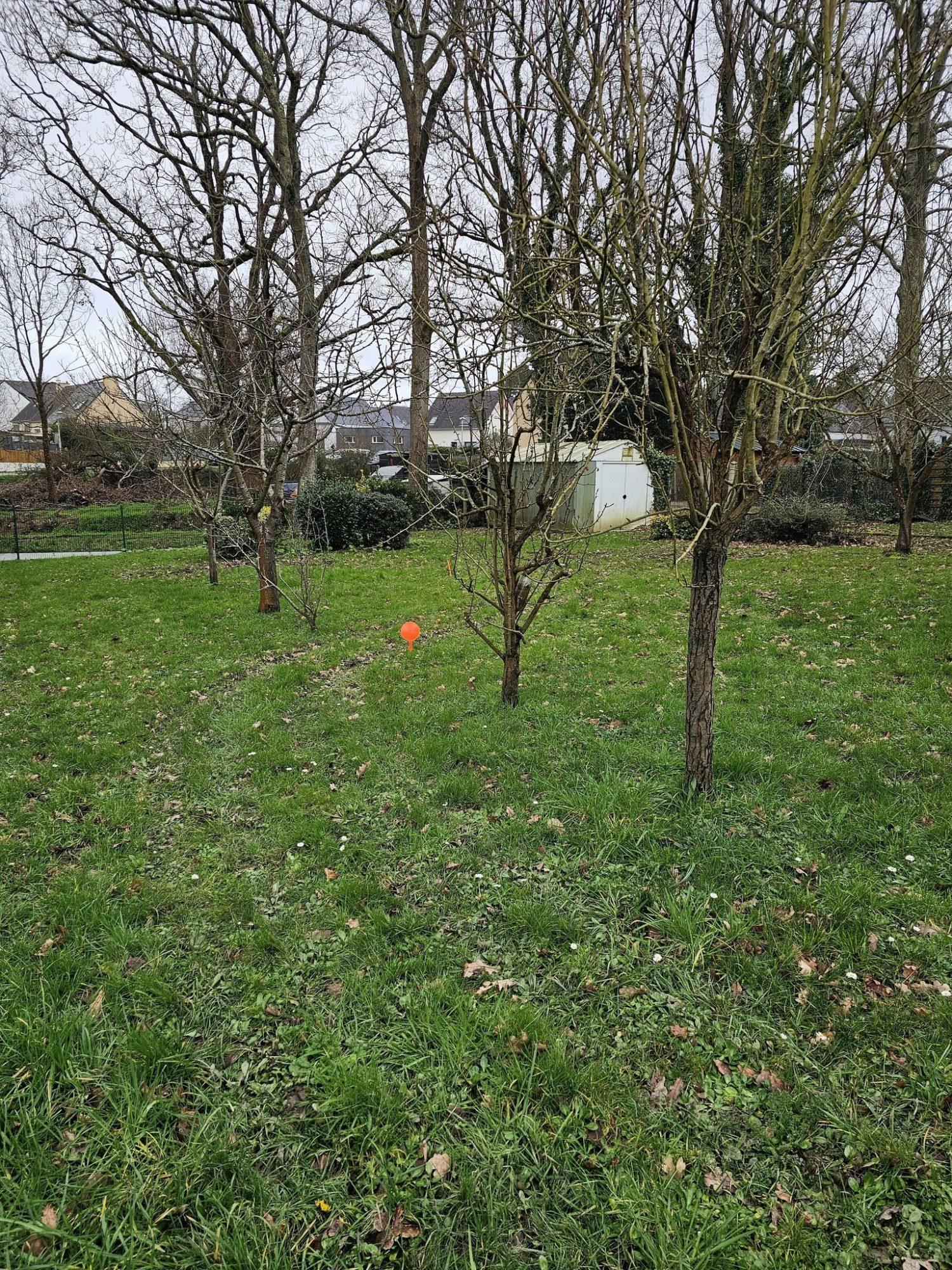 terrain constructible commerces à pied, plage 1km5 · à Pénestin · 115 500 €