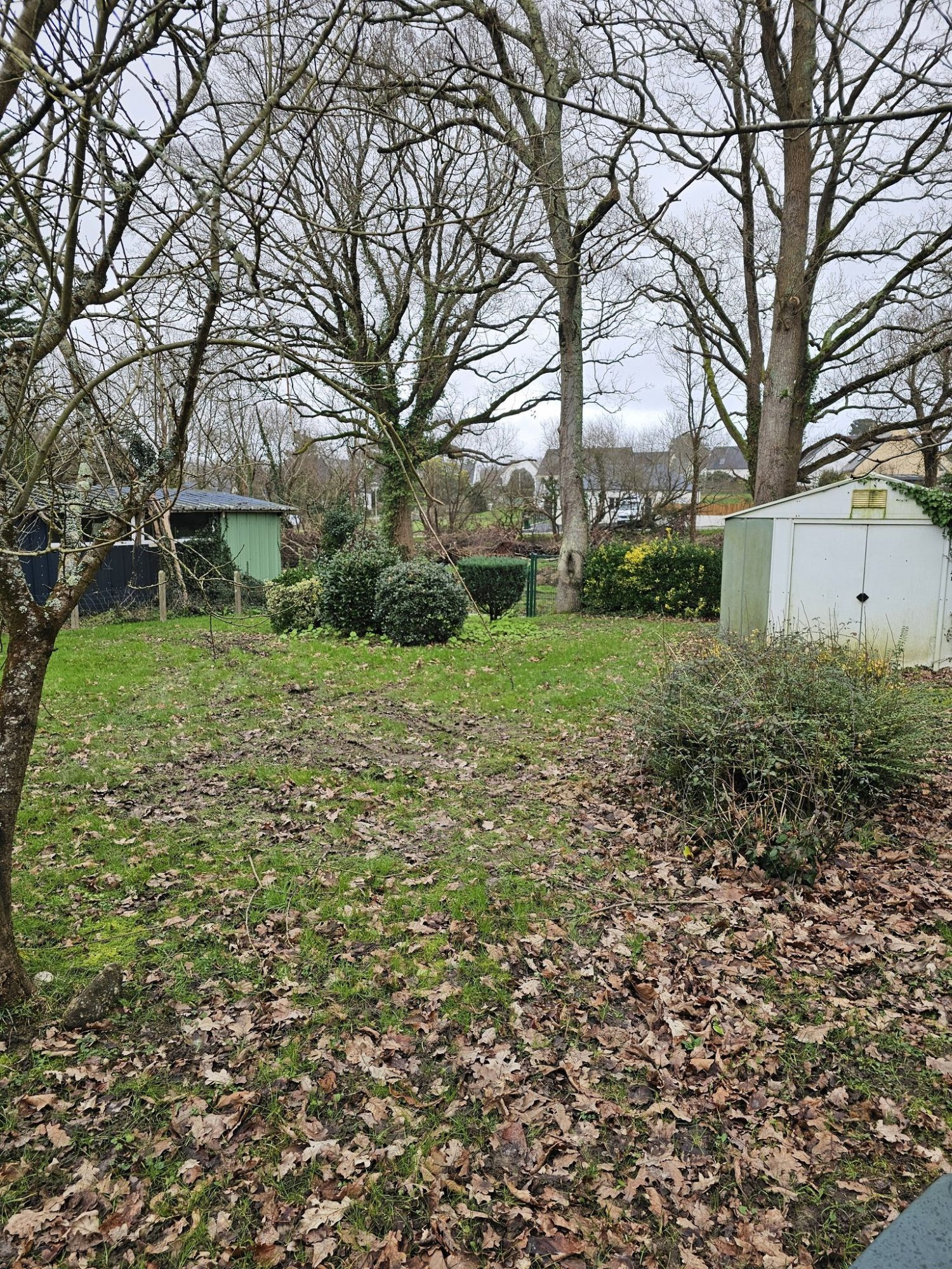 terrain constructible commerces à pied, plage 1km5