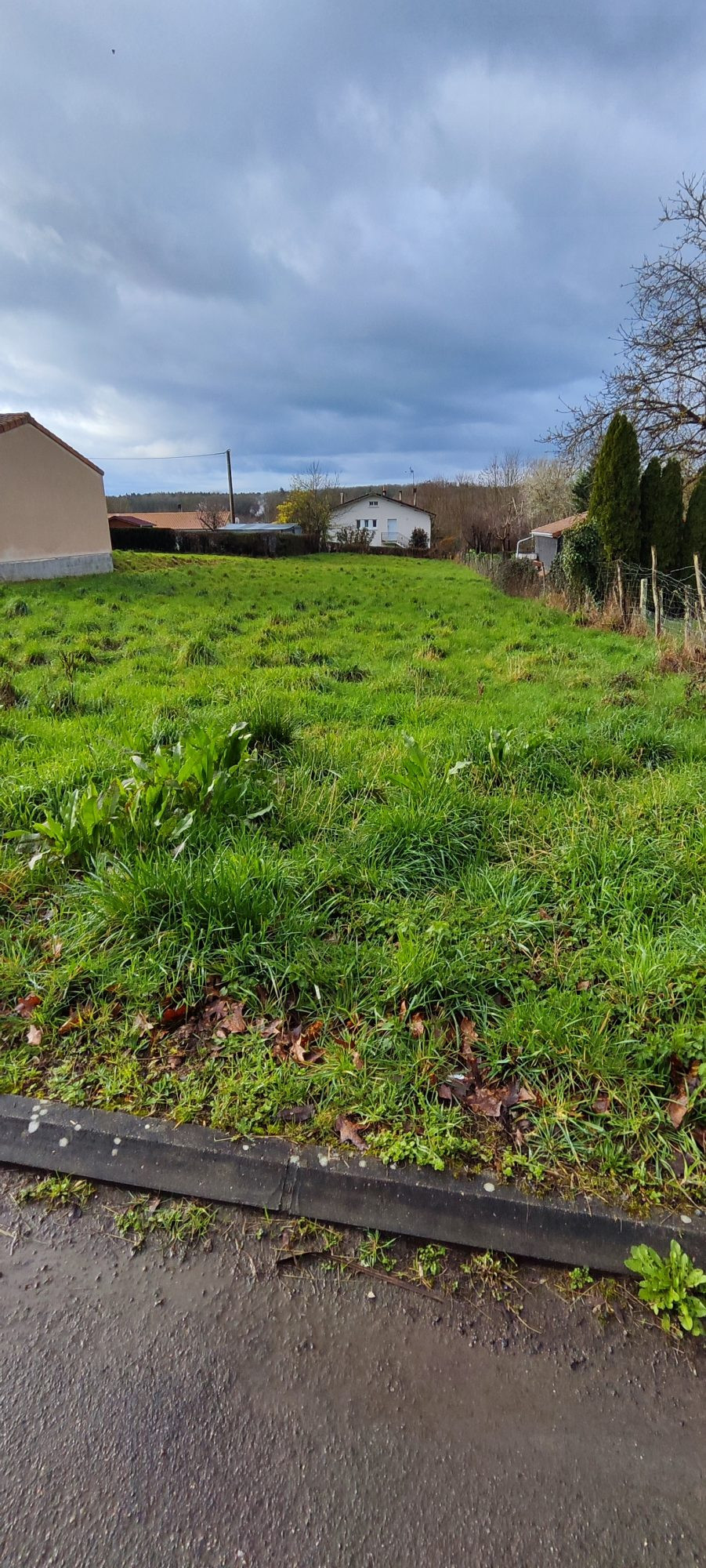 Terrain dans Exideuil