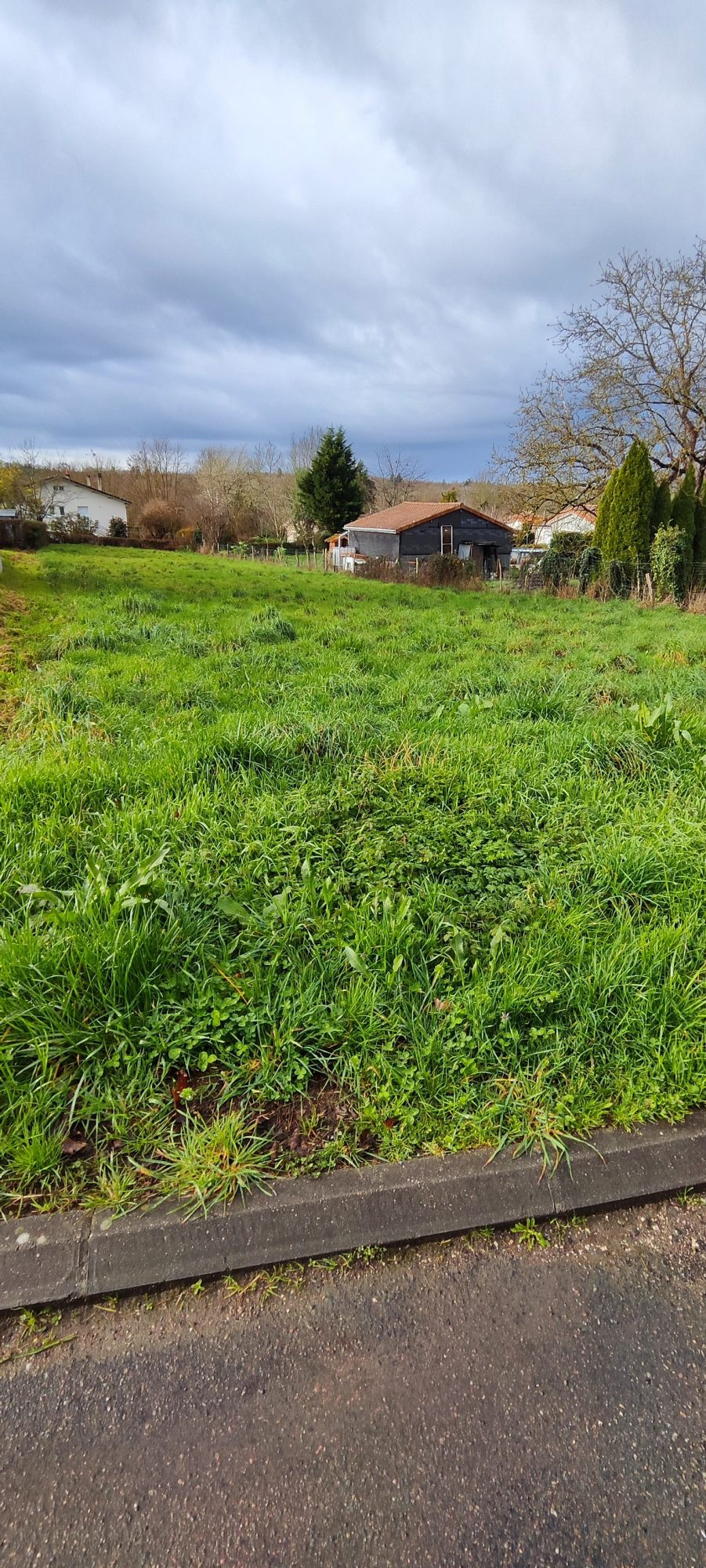 Terrain dans Exideuil