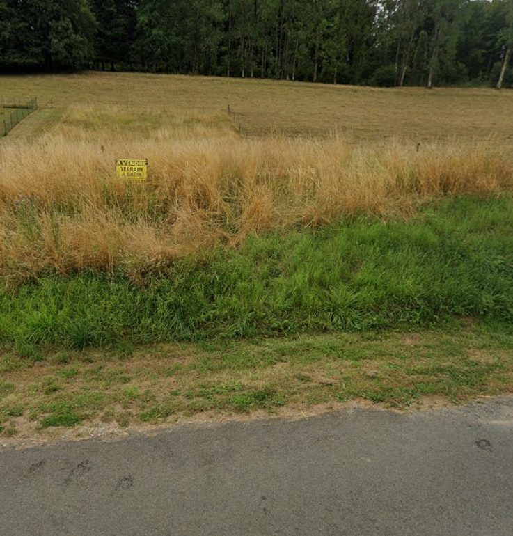 Terrain dans Sapogne-et-Feuchères