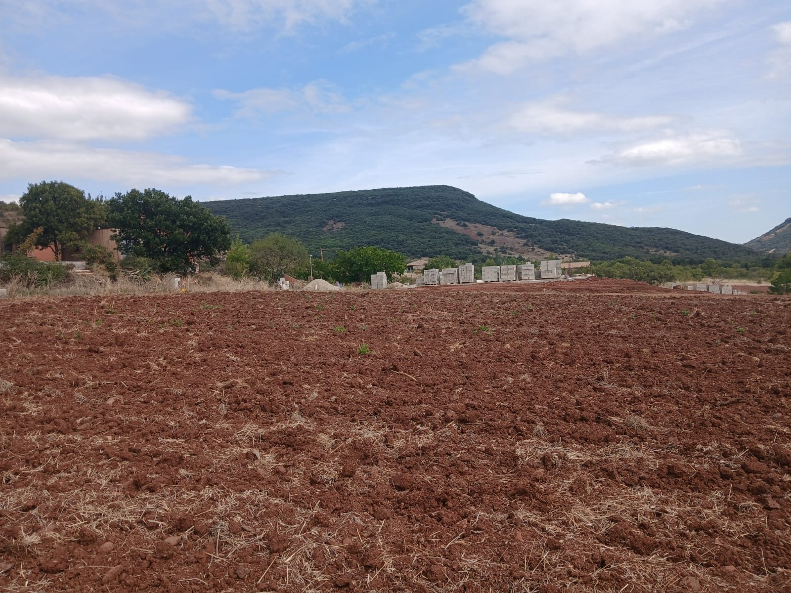 TERRAIN CONSTRUCTIBLE