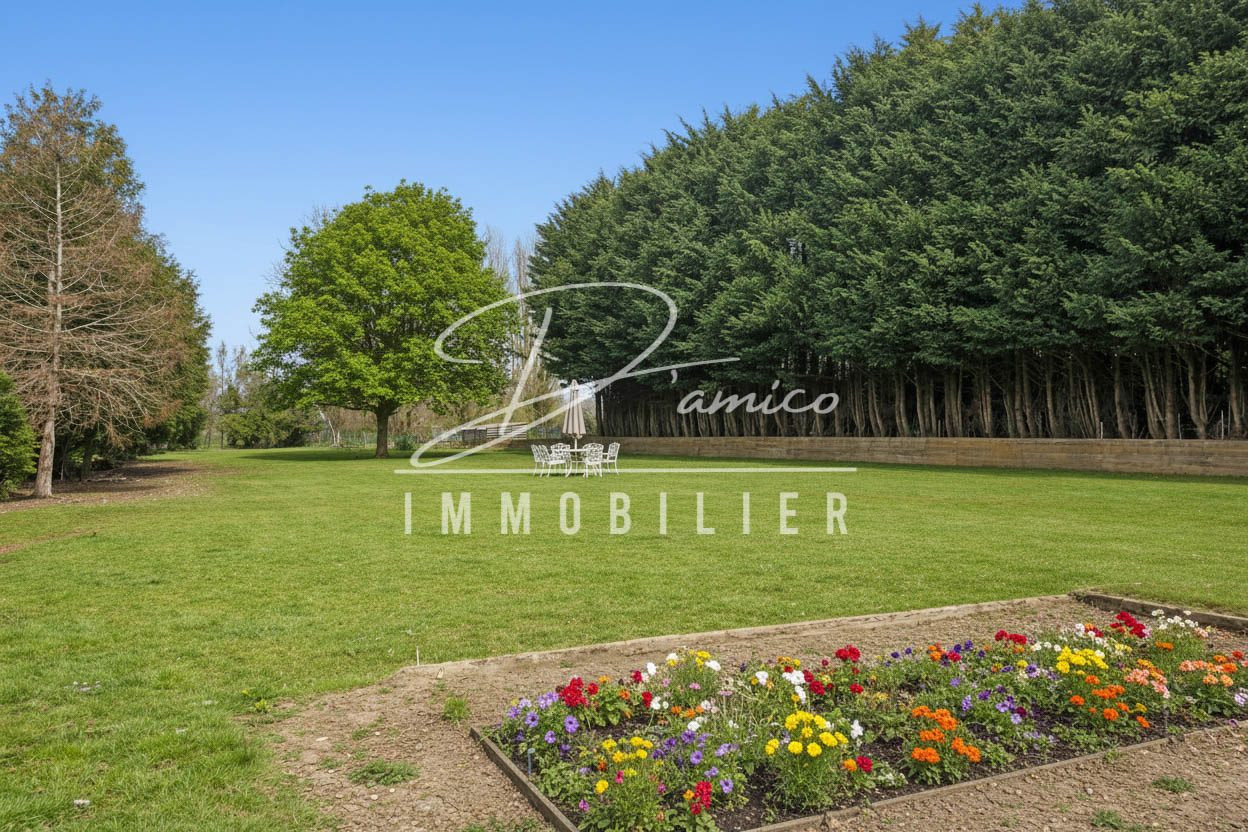 Terrain à bâtir au calme à AWOINGT– 1 865 m² en second rideau proche cambrai
