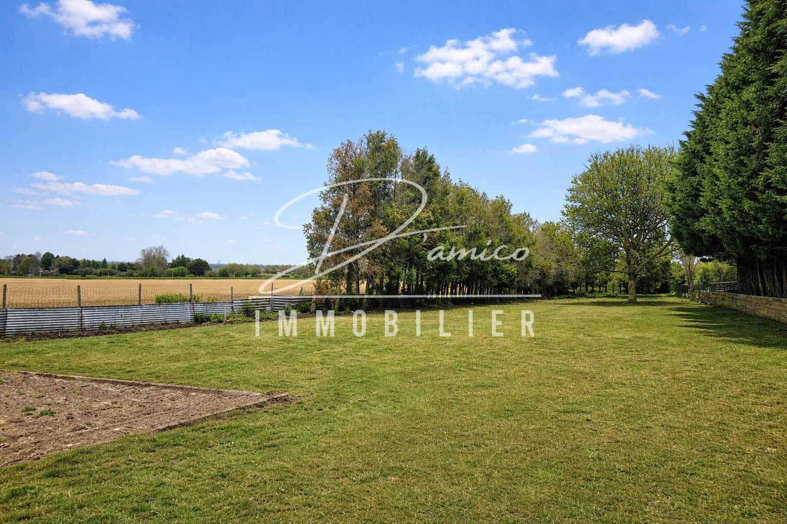 Building plot in a peaceful setting in AWOINGT – 1,865 m² set back from the street near Cambrai 3