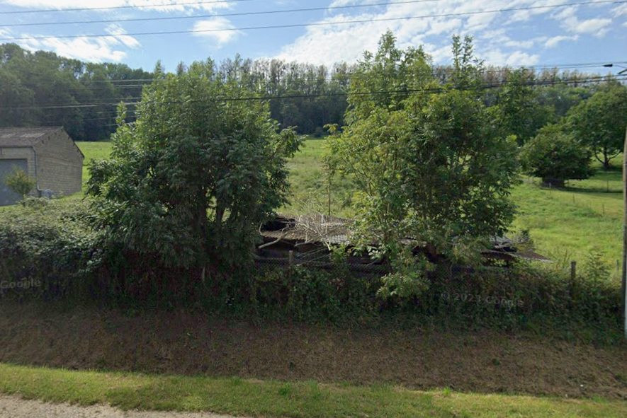 Terrain 1208 m² · à Donchery · 1 208 m² · 75 000 €