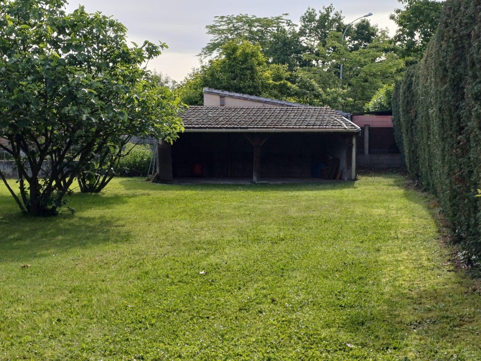 Land plot 719 m² 2