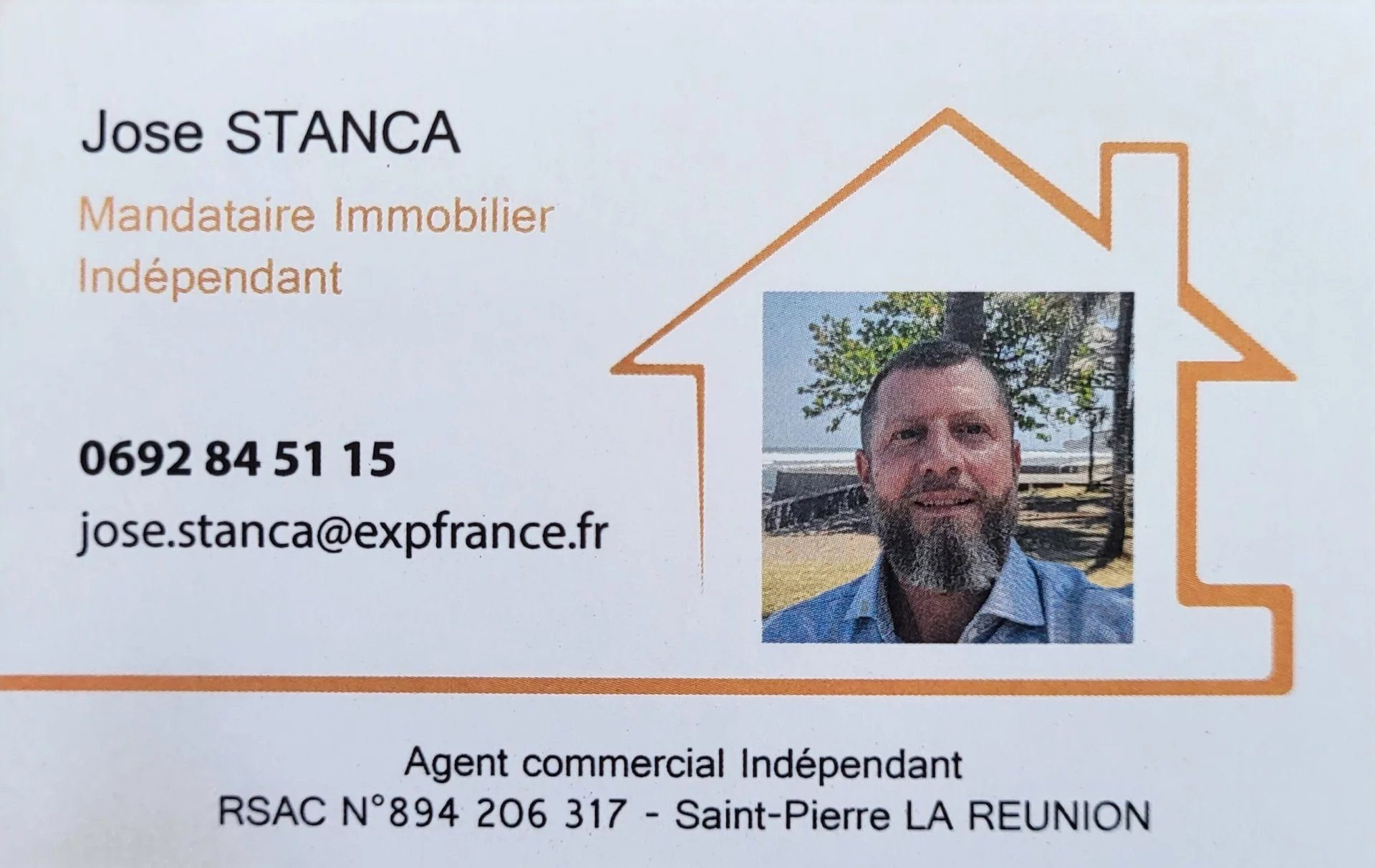 🌟 [OPPORTUNITÉ RARE] Beau terrain plat d'environ 930 m² à Piton Saint-Leu – Idéal Particuliers & Investisseurs 🌟