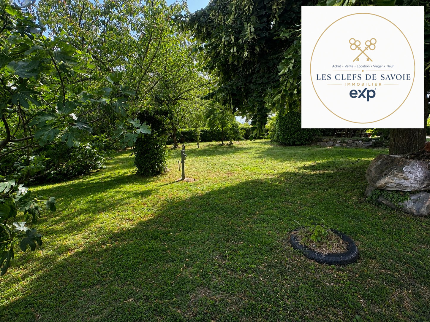 Land for sale in Porte-de-Savoie