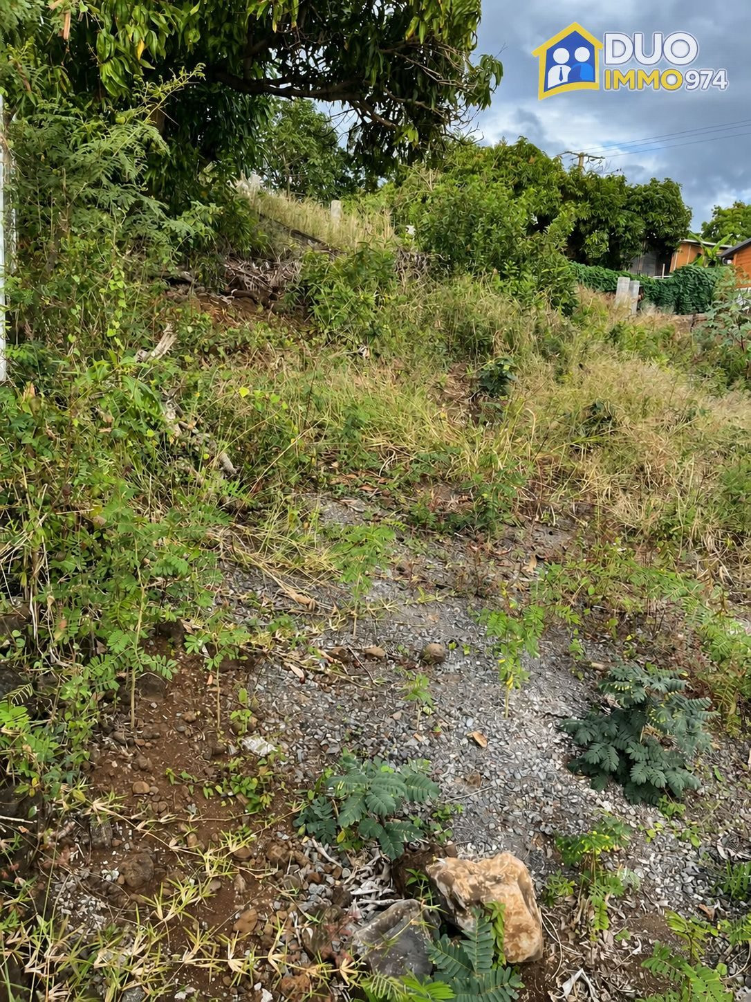 BUILDABLE LAND WITH SEA VIEW AT ÉTANG SAINT-LEU 3