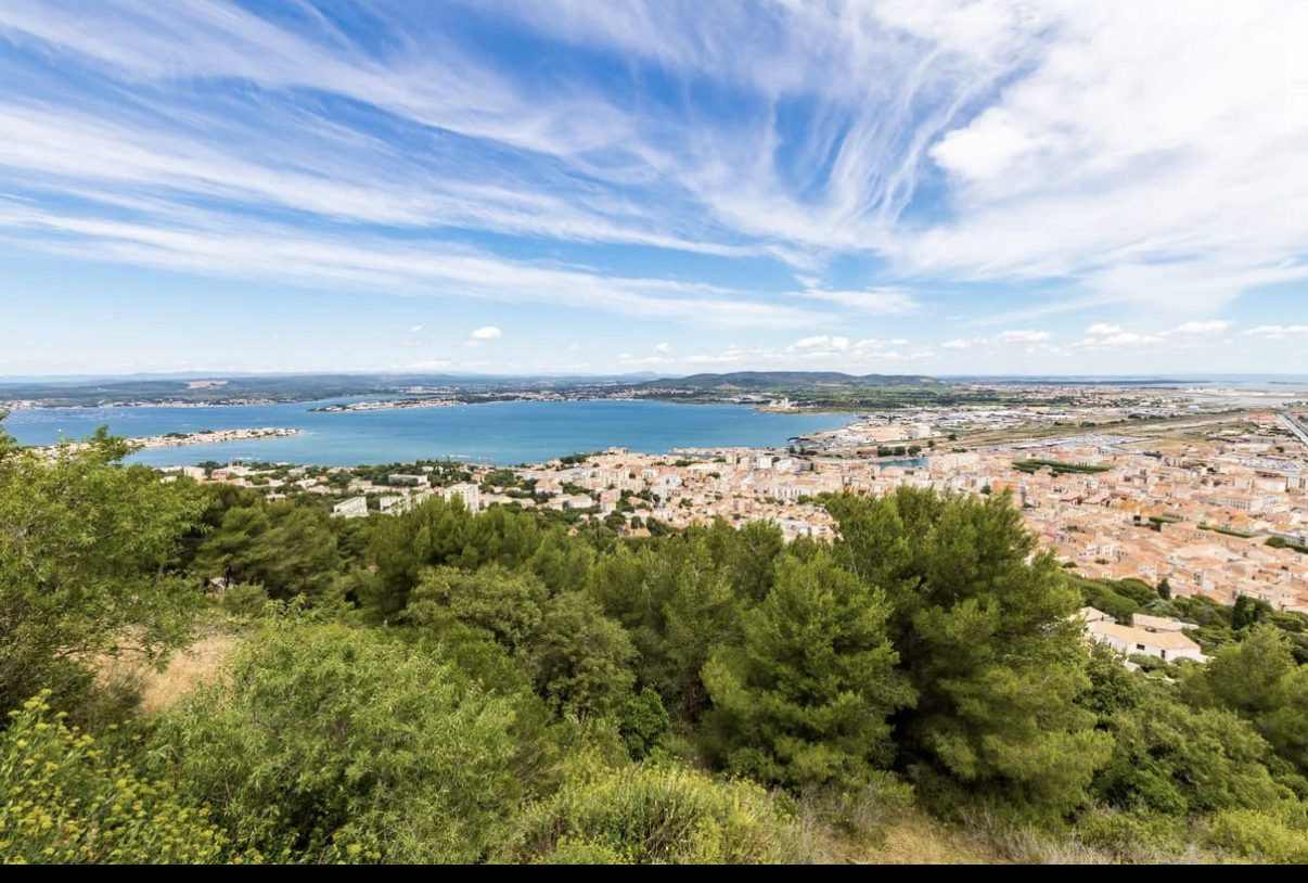 Land for sale in Sète