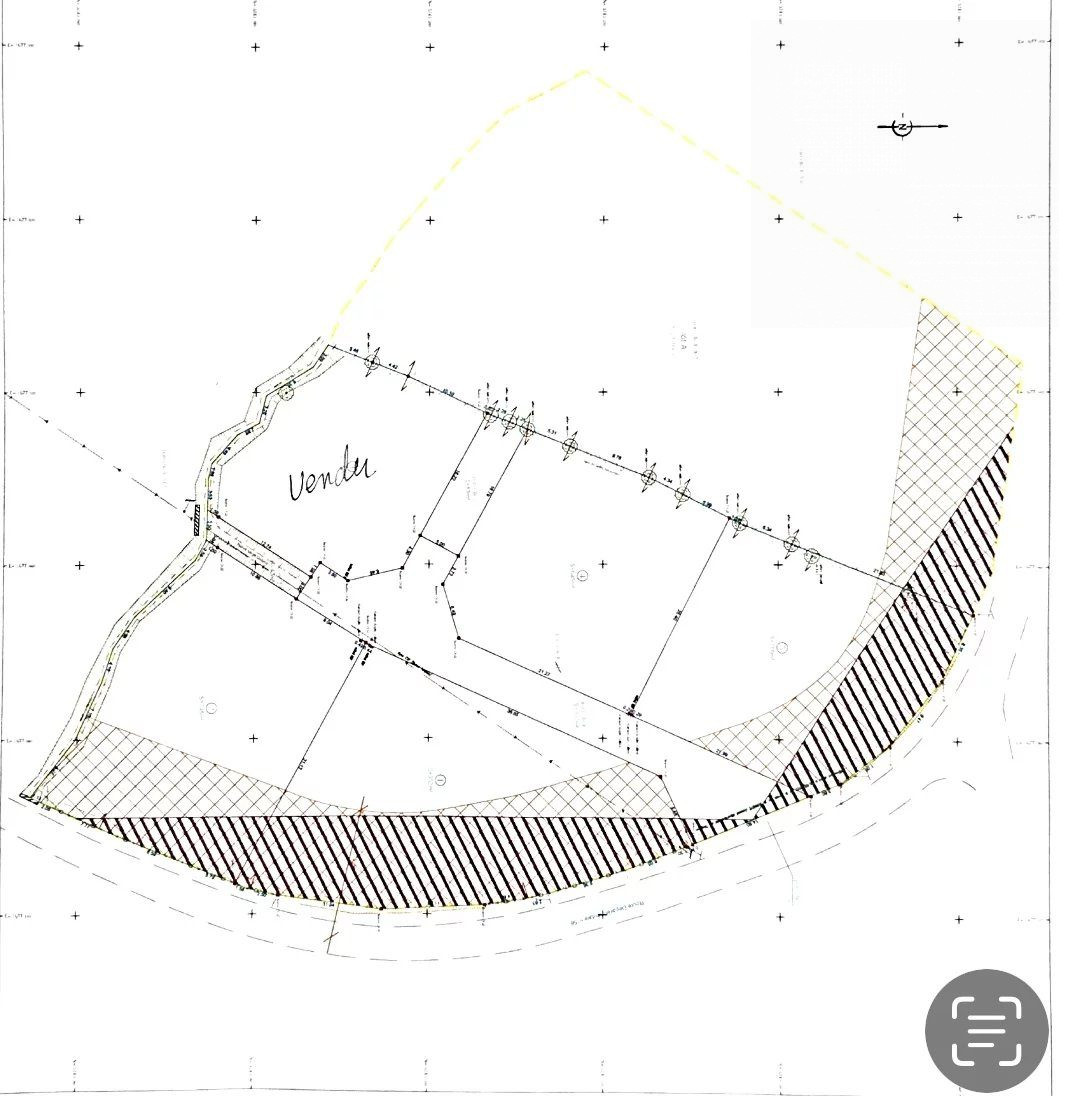 Terrain constructible viabilisé · à Montrozier · 67 500 €