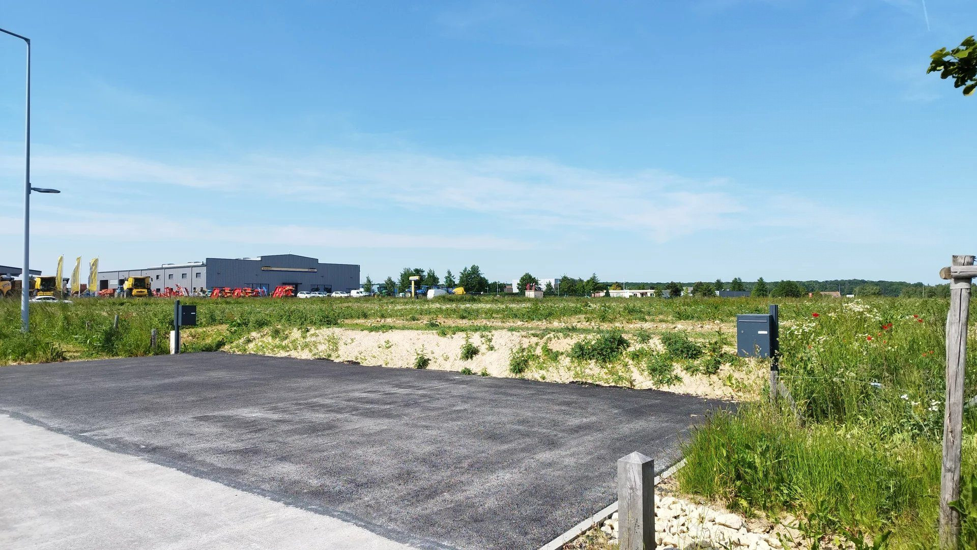 Terrain à bâtir 2443m²