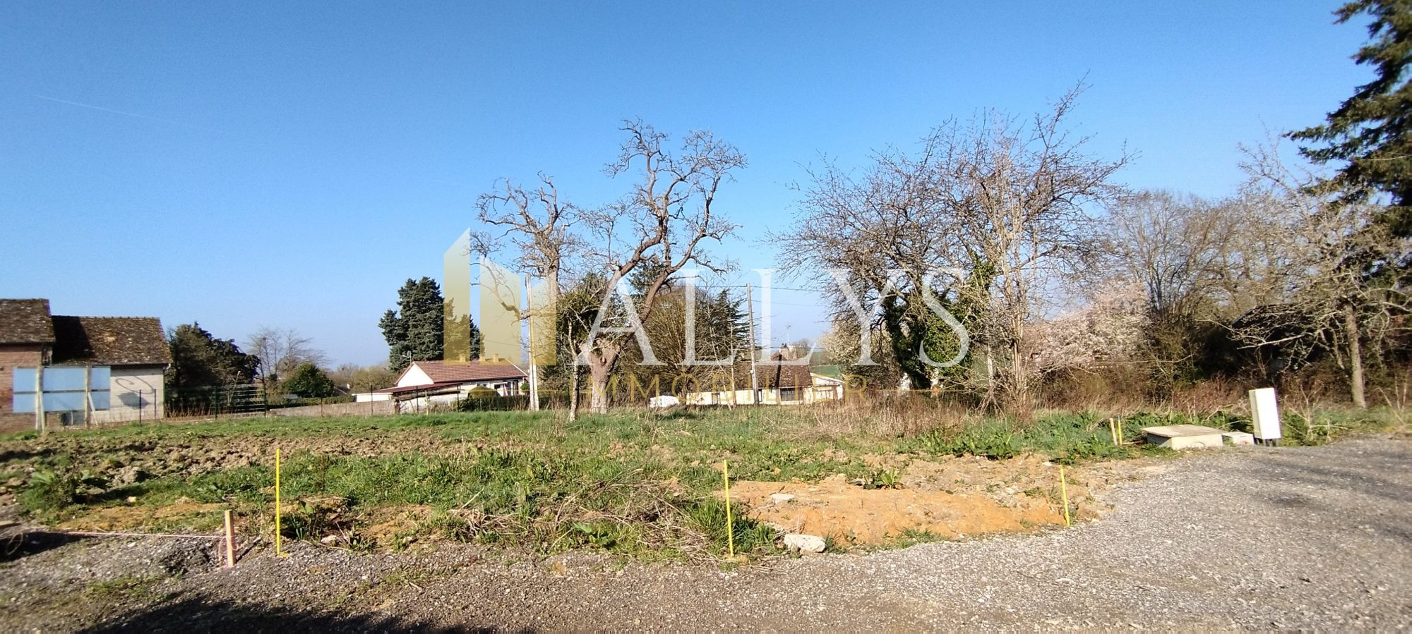 Terrain à bâtir 783m²