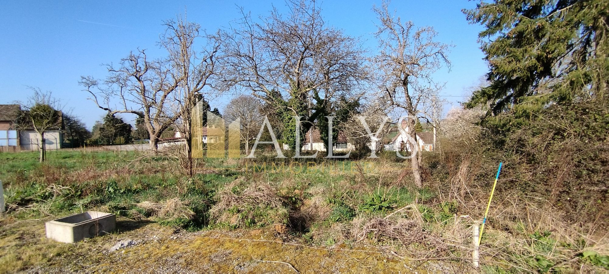 Terrain à bâtir 837m²