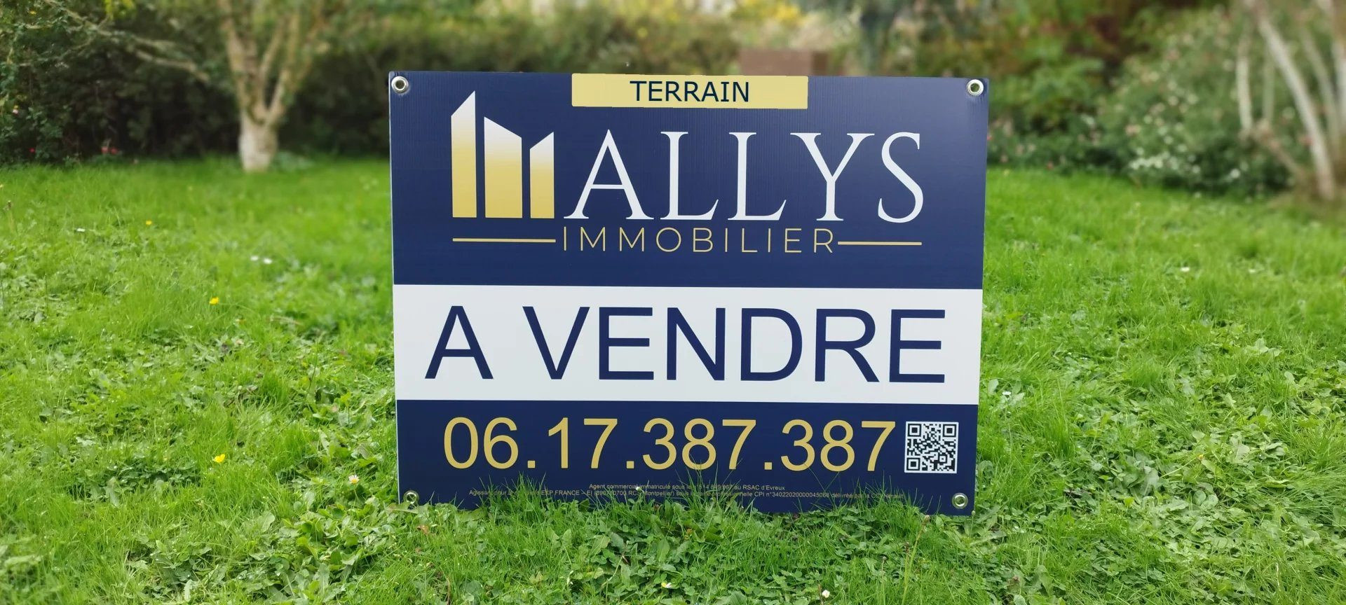 Terrain à bâtir 837m²