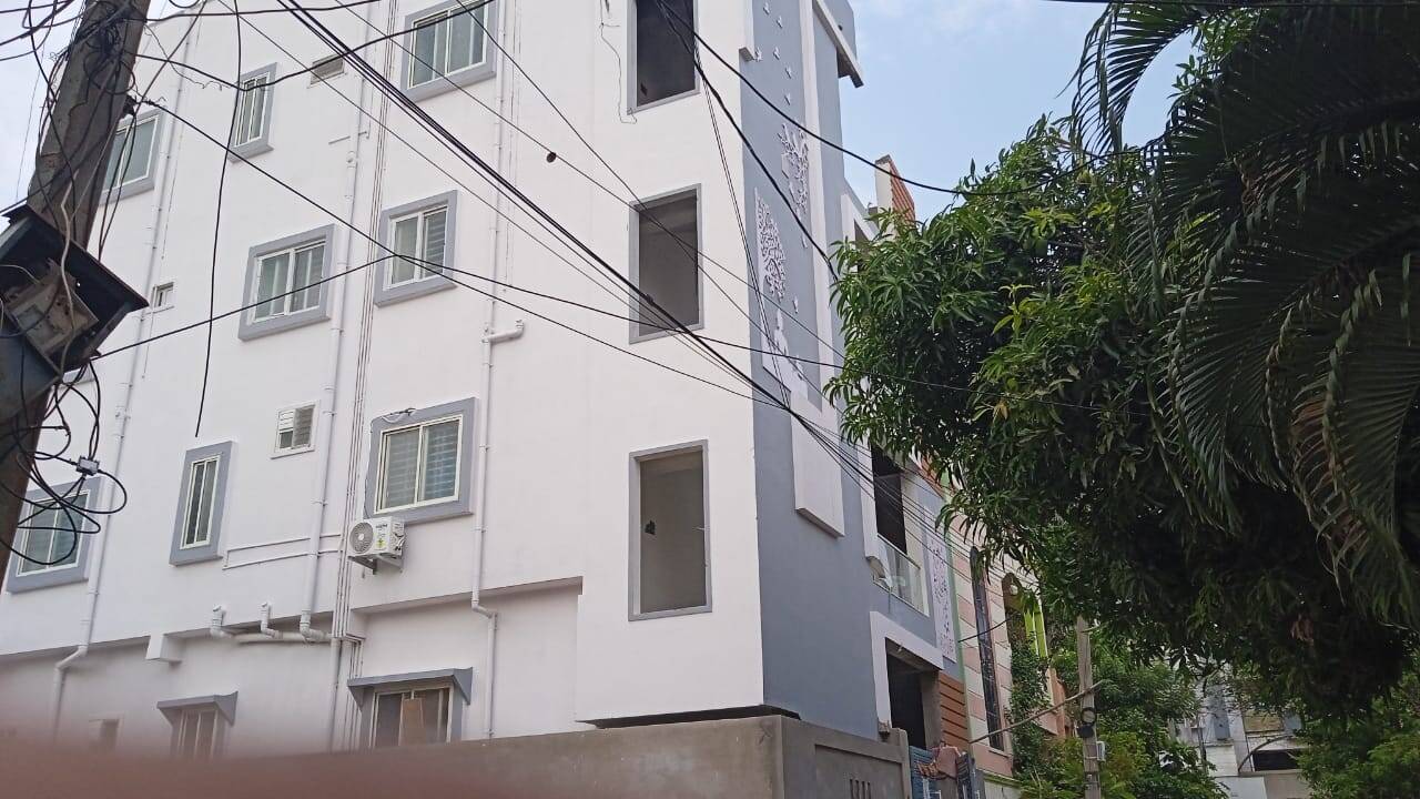  INDEPENDENT BUILDING