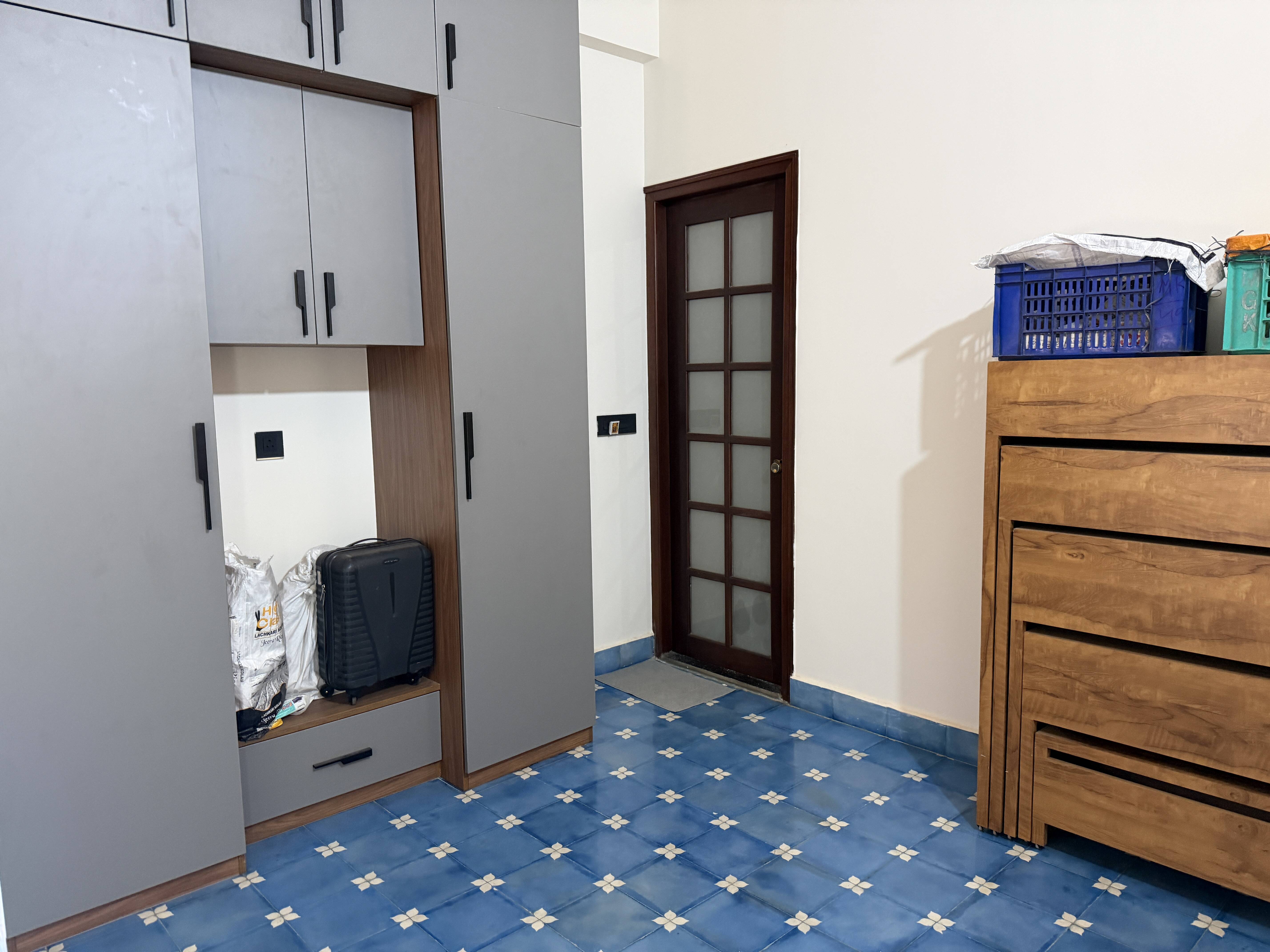 Residential for sale in Bangalore Division, 164, KPSC Layout 1st Main Rd, Agrahara, Agrahara, Bangalore Division, India, Karnataka, 560064, 4800 ft²