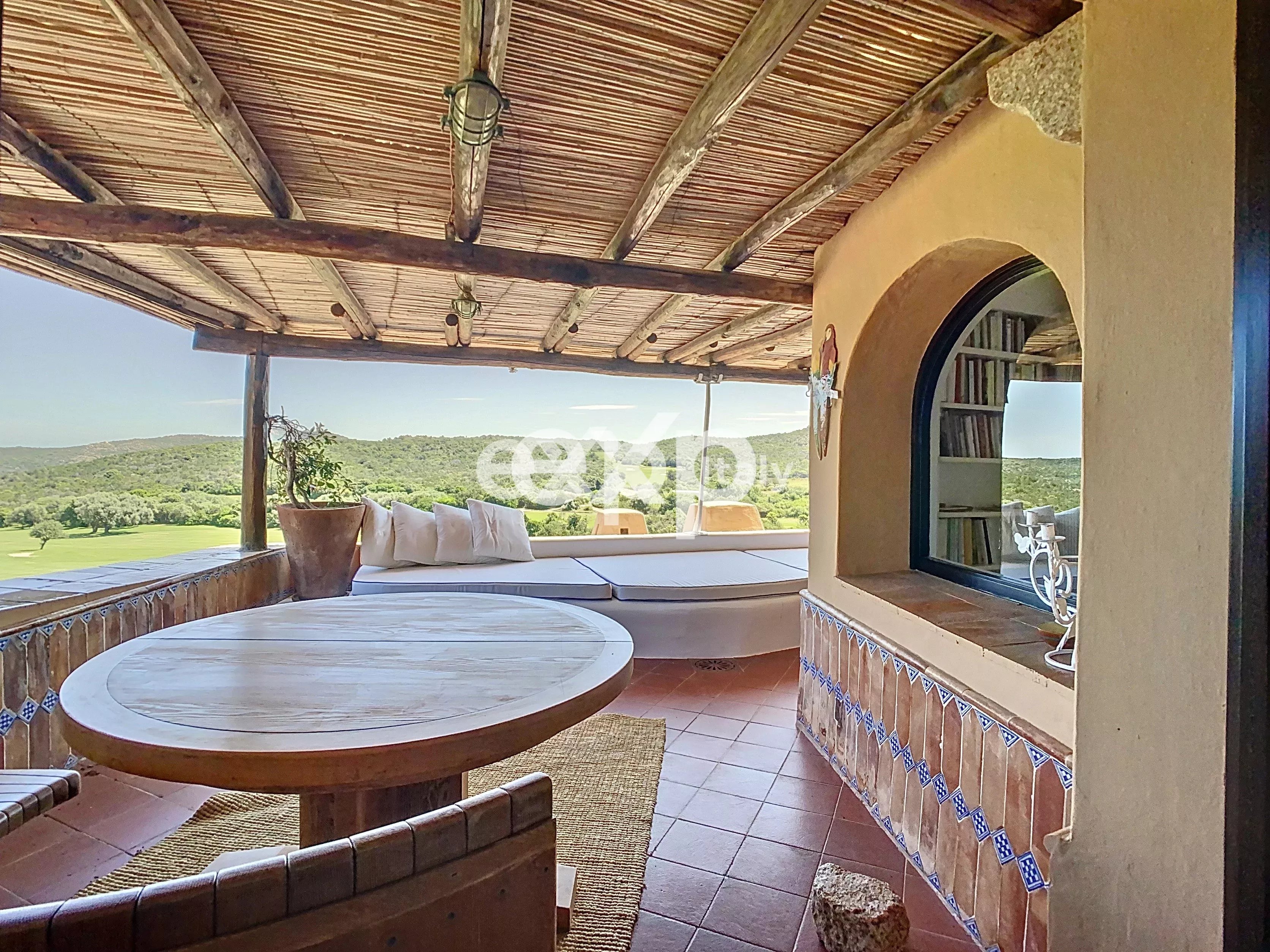 Affitto Disponibile solo 17-31 AGOSTO Appartamento due camere vista mare e golf  costa smeralda
