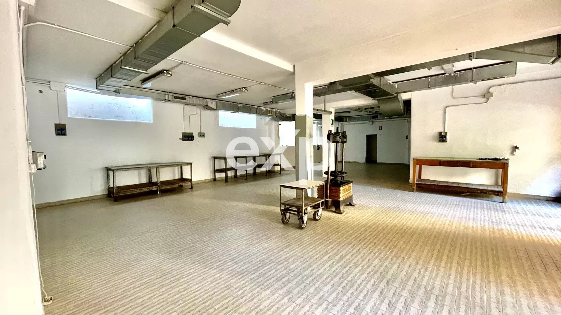 Affittasi 200mq locale ad uso magazzino/laboratorio a Roma adiac. Baldo degli Ubaldi