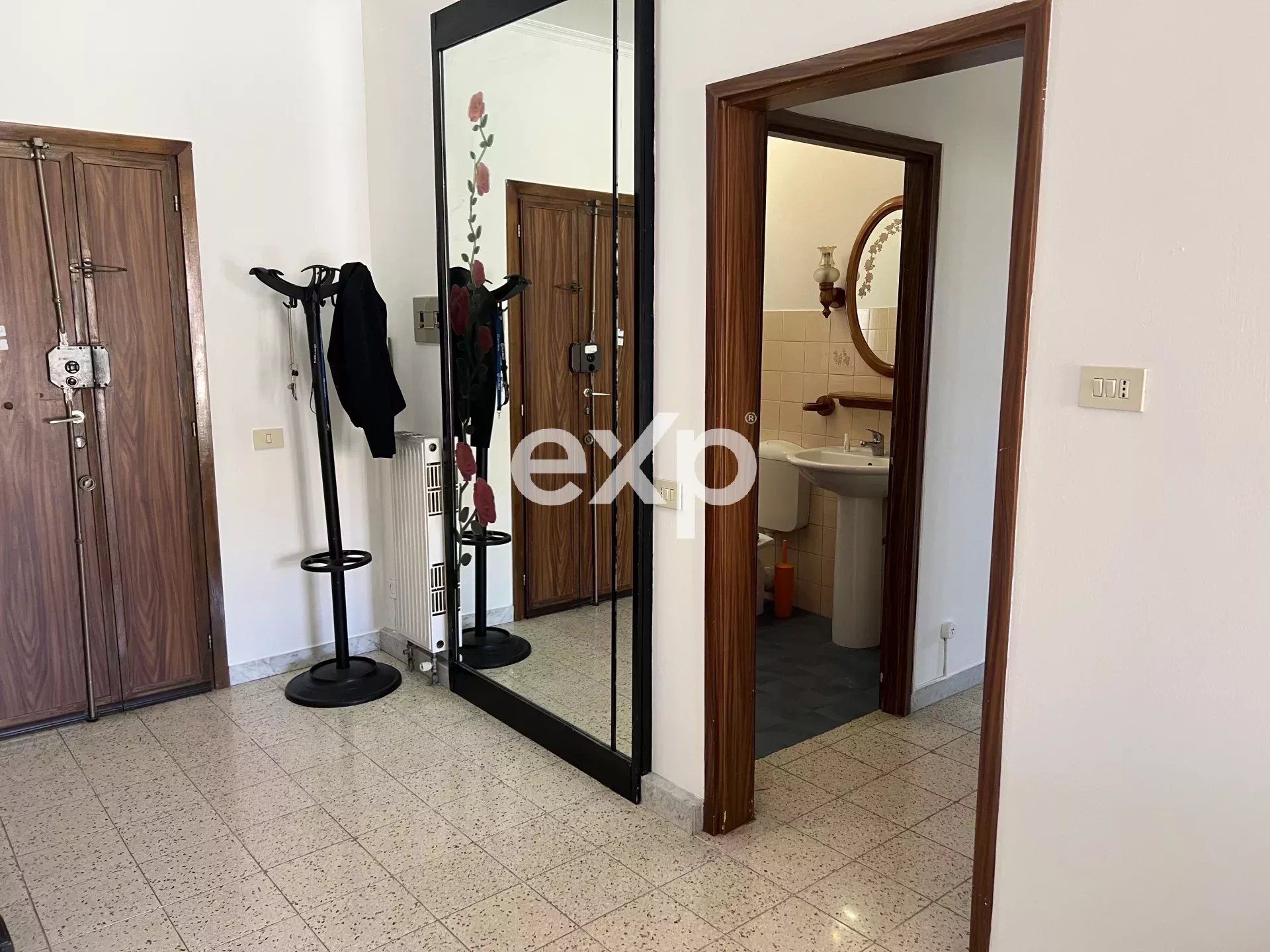 Appartamento in vendita a Roma, Via Giuseppe Lipparini, 13, 00134 Roma, 118 m²