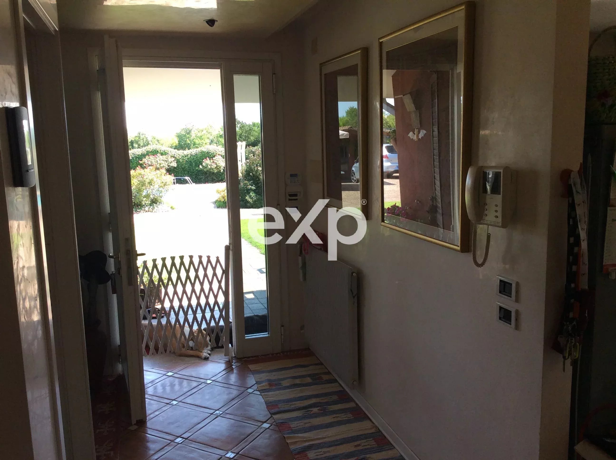 Villa con piscina 3 camere 3 bagni a Roveredo