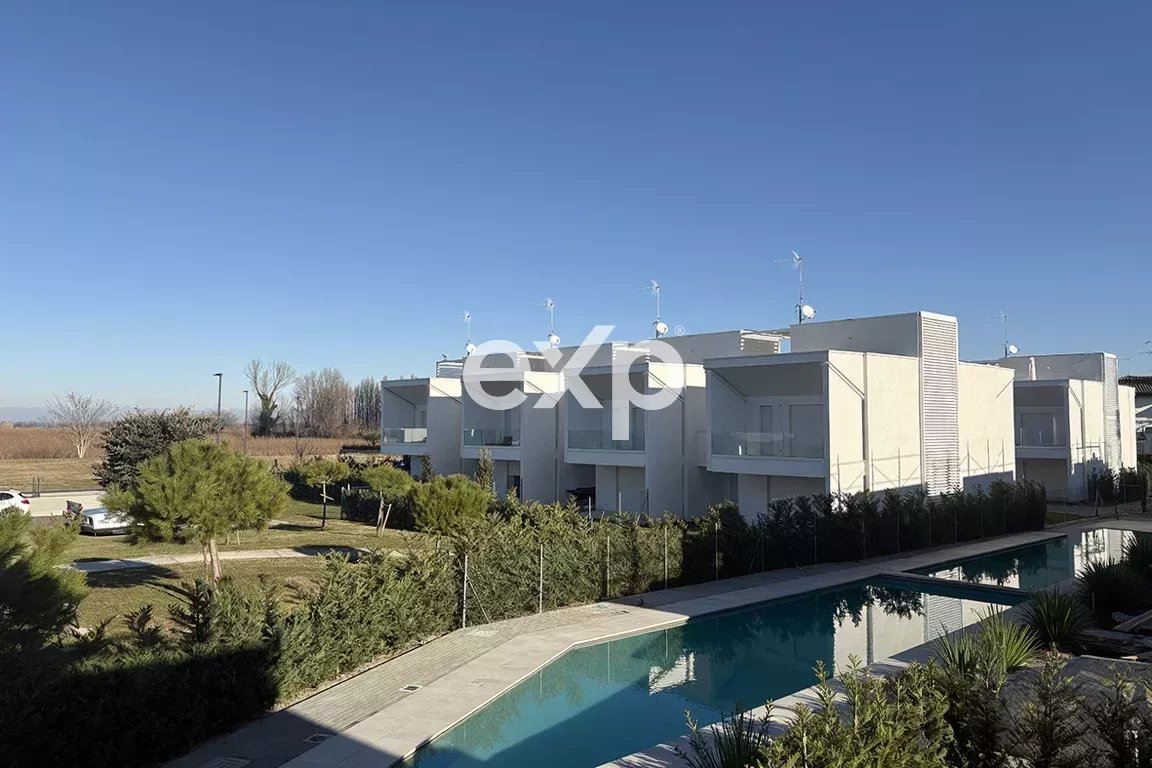 Lignano Sabbiadoro villa con piscina
