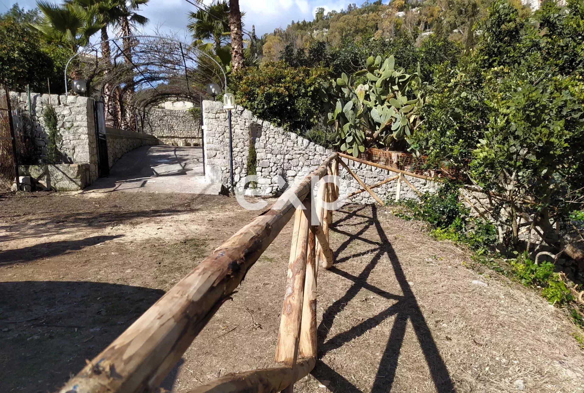 CASA NEL PARCO IN CENTRO A MODICA