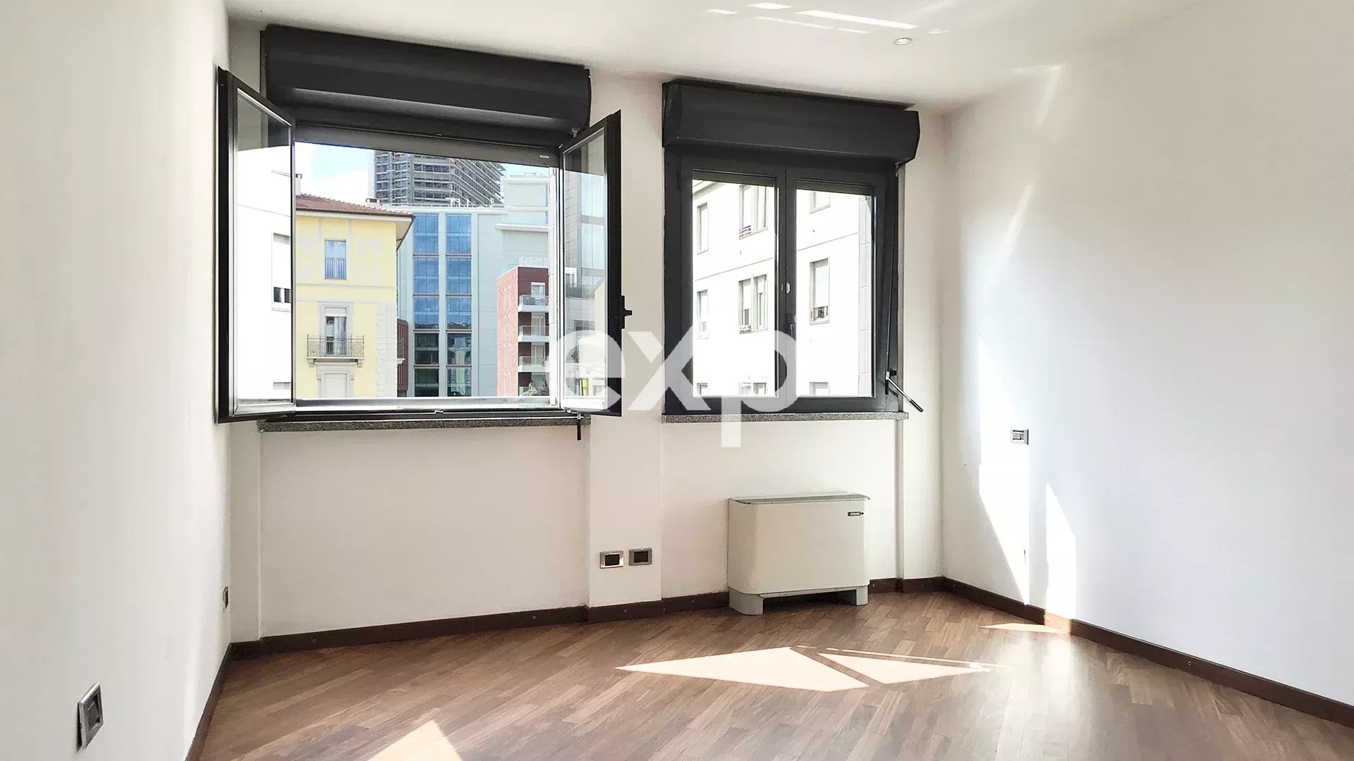 Trilocale di Prestigio con Terrazzo e Box Auto – Via Gustavo Fara 13, Milano