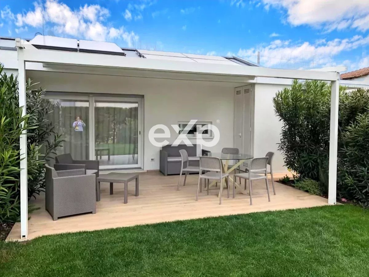 Cavallino-Treporti - residence di 4 appartamenti con giardino