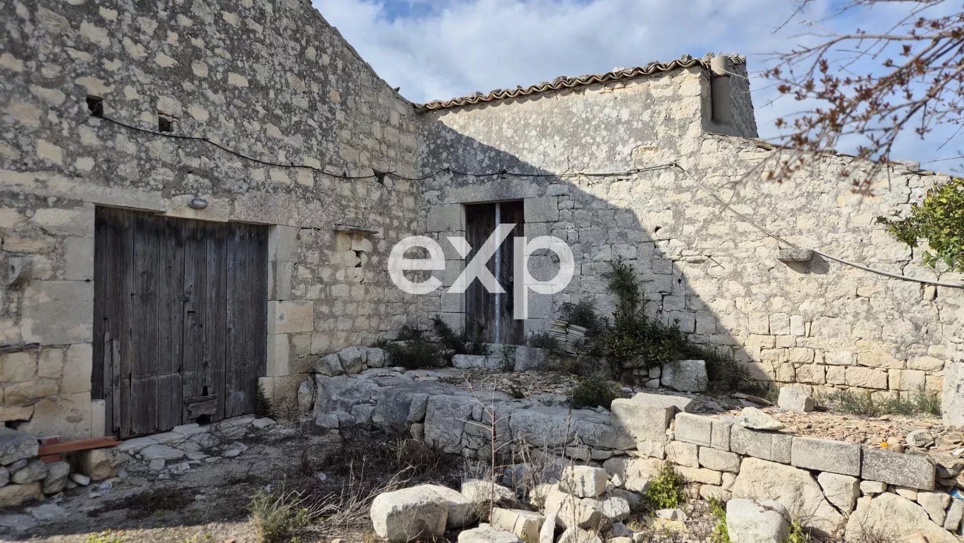 casa di campagna in pietra