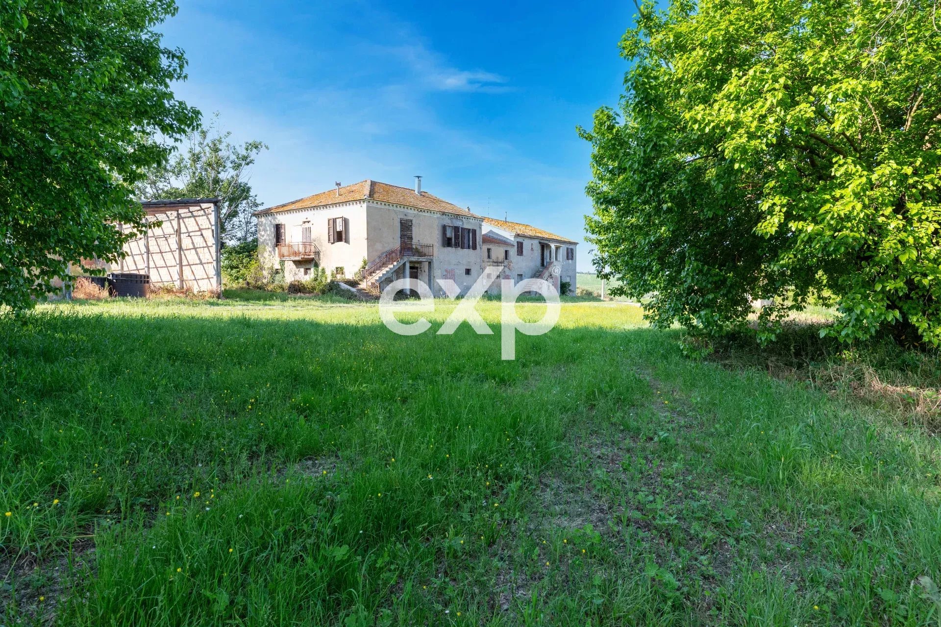 Casa in vendita a Monte Porzio, Via Monte, 8, 61040 Monte Porzio, 542 m²