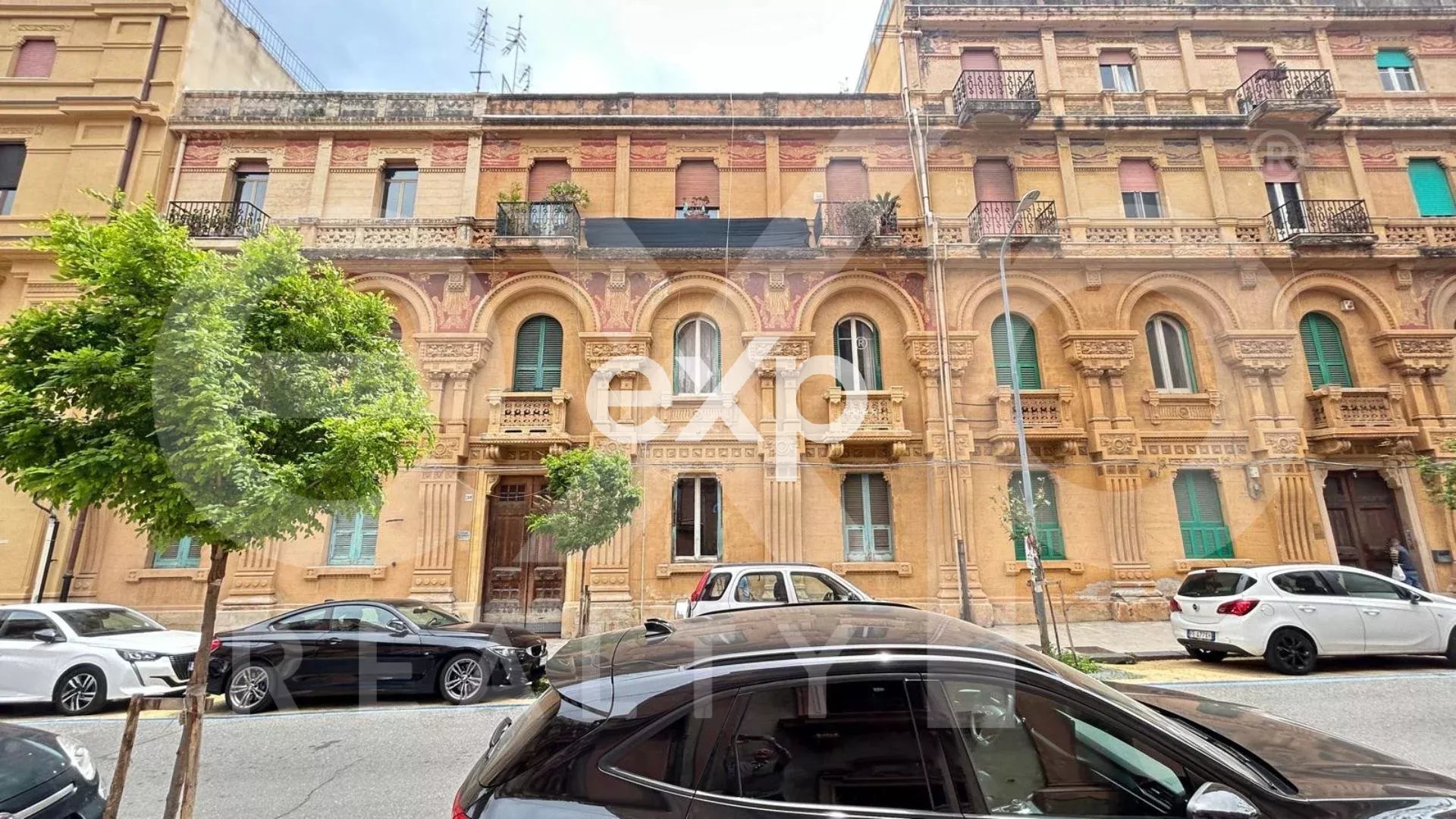Appartamento in palazzo storico in Via Centonze