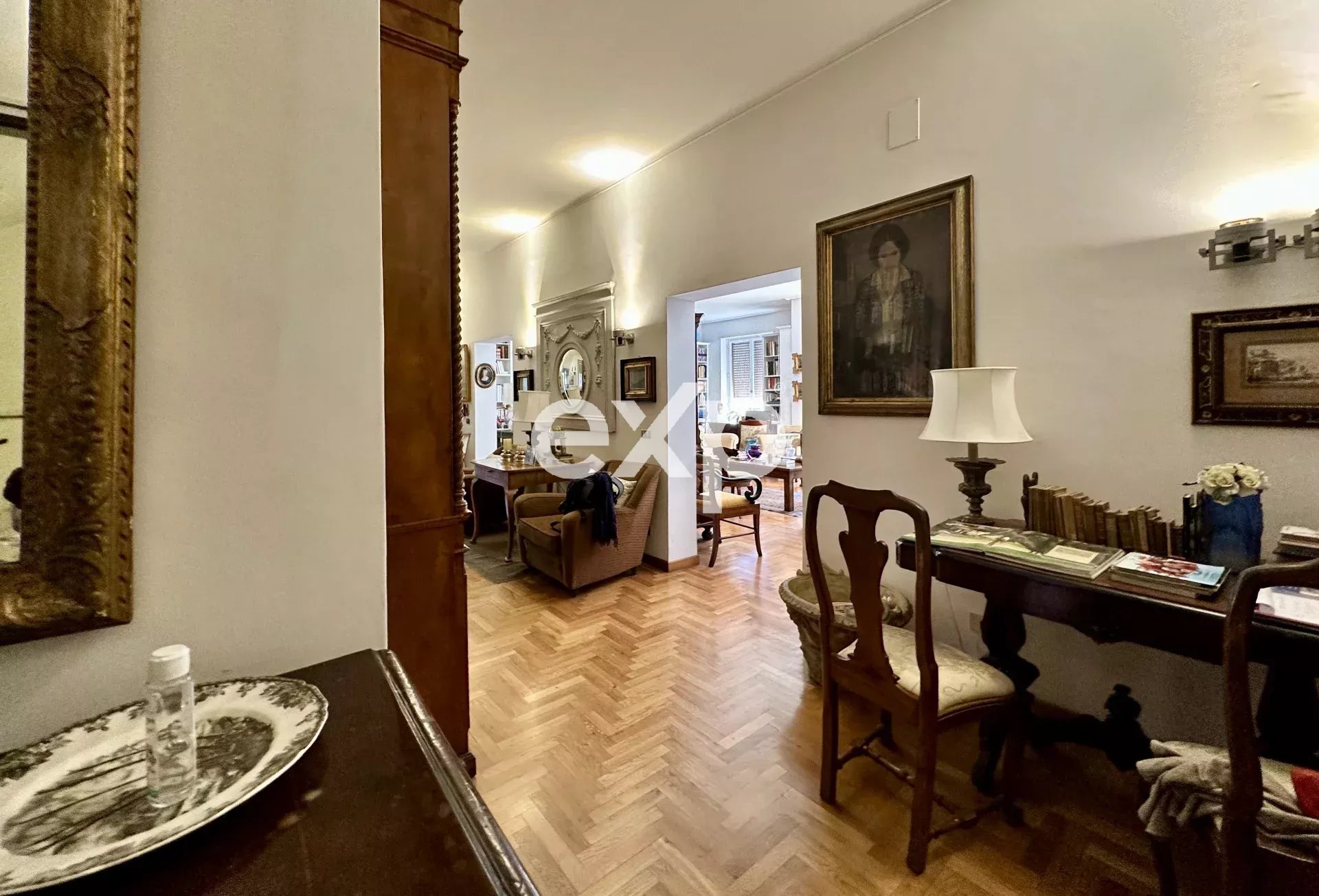 Firenze: Prestigioso Appartamento con Affacci sul Verde
