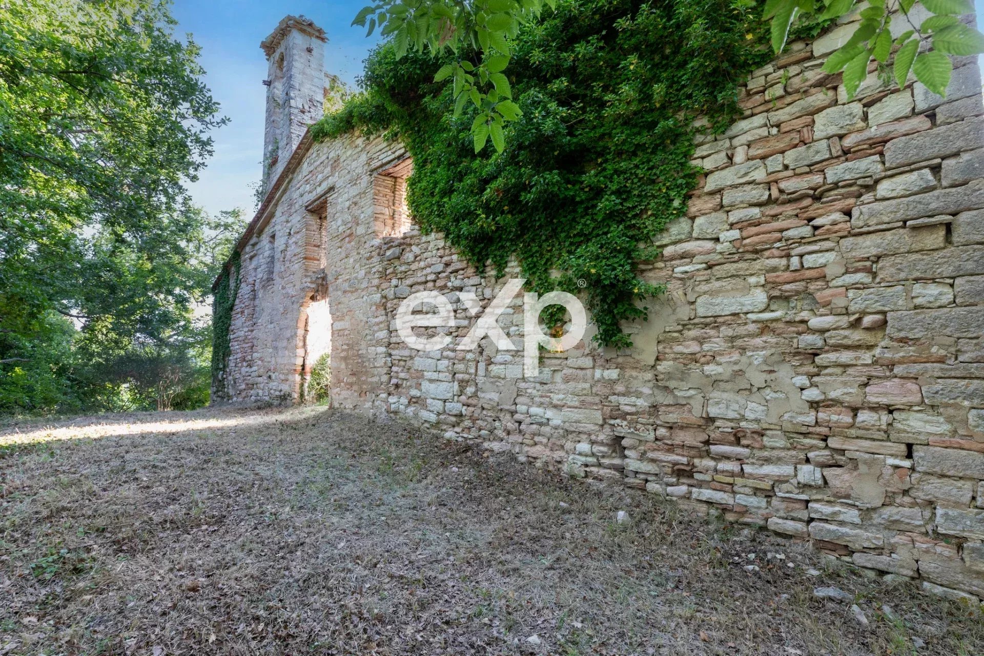 LA PIEVE DI SAN VINCENZO: L’ANIMA DEL '500 E IL SOGNO DI CRISTALLO