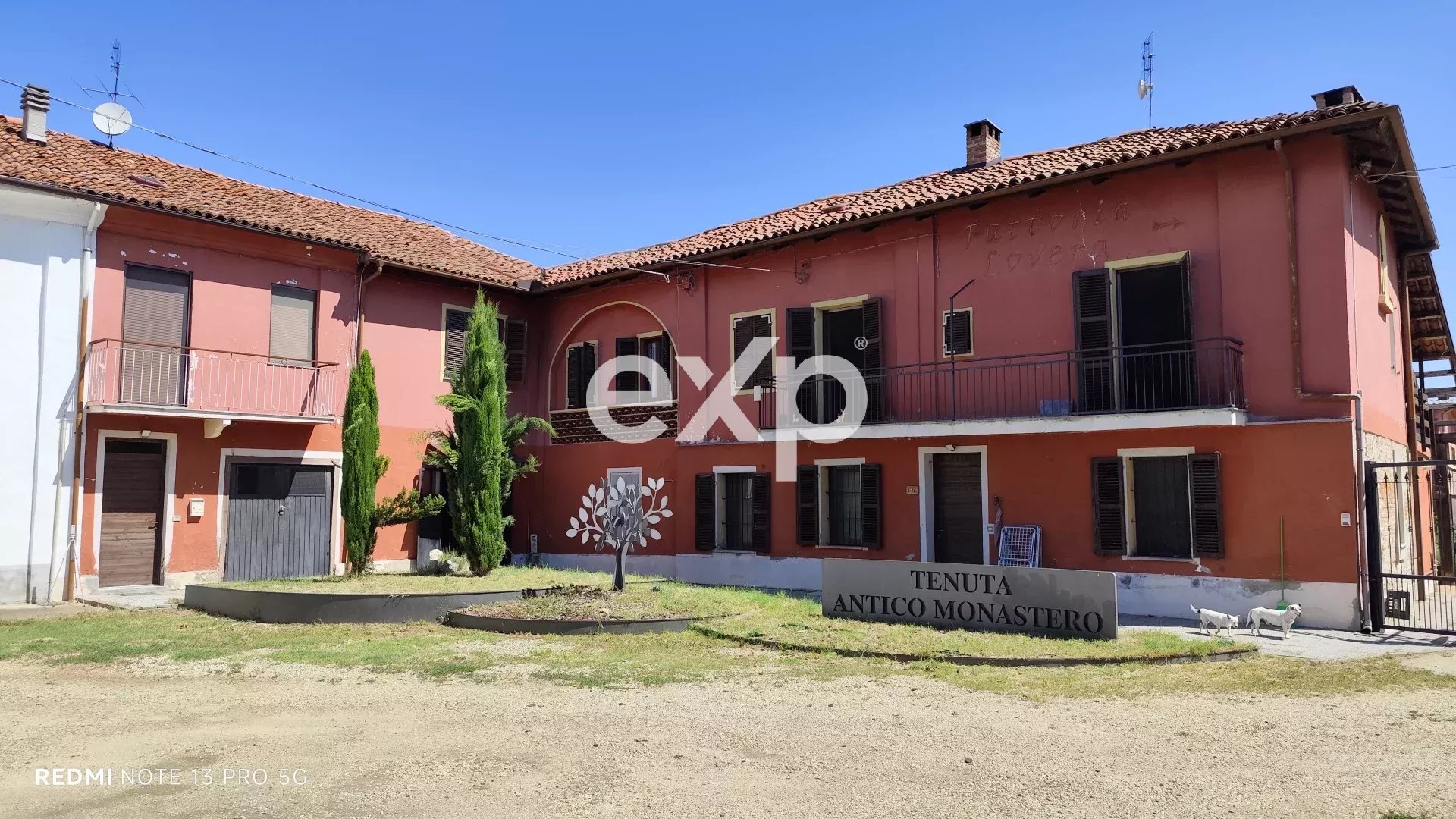 Asti Quarto Superiore Agriturismo Camere Piscina e Ristorante,