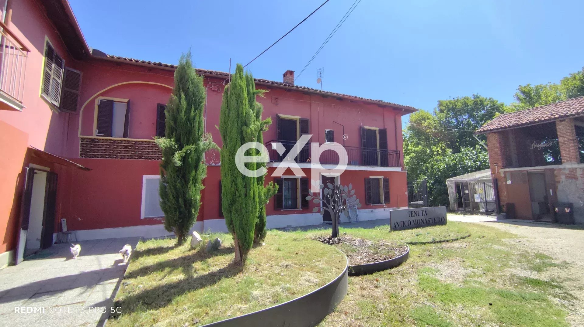 Asti Quarto Superiore Agriturismo Camere Piscina e Ristorante,